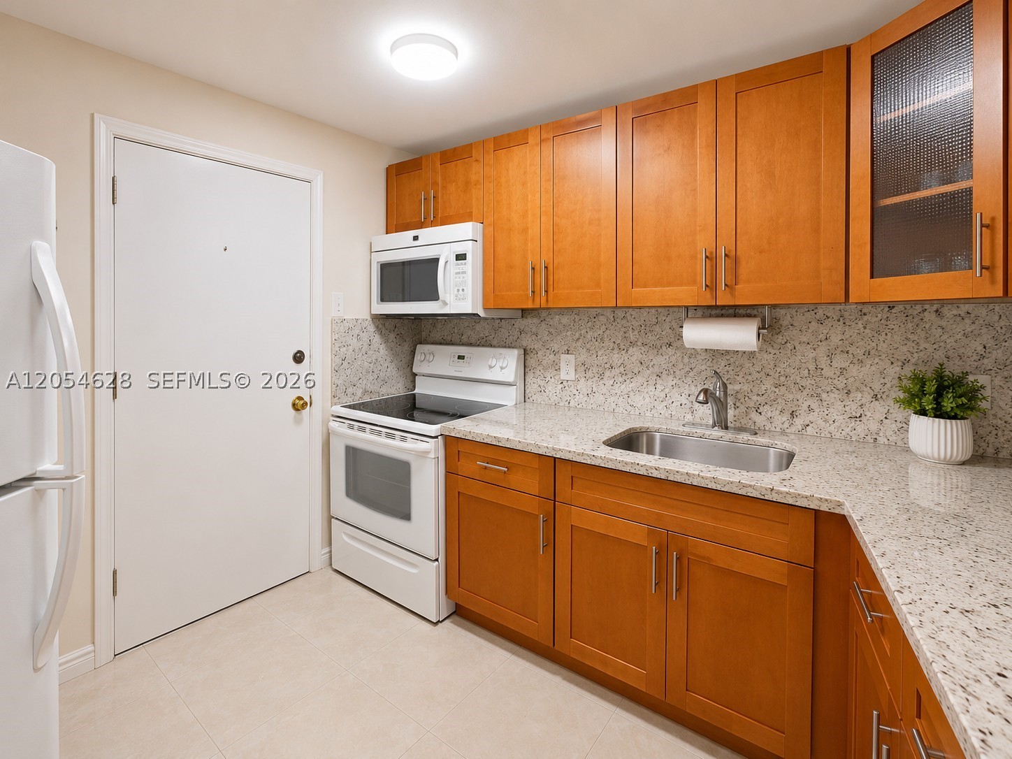 680 Miller Dr W405 Property Photo 7
