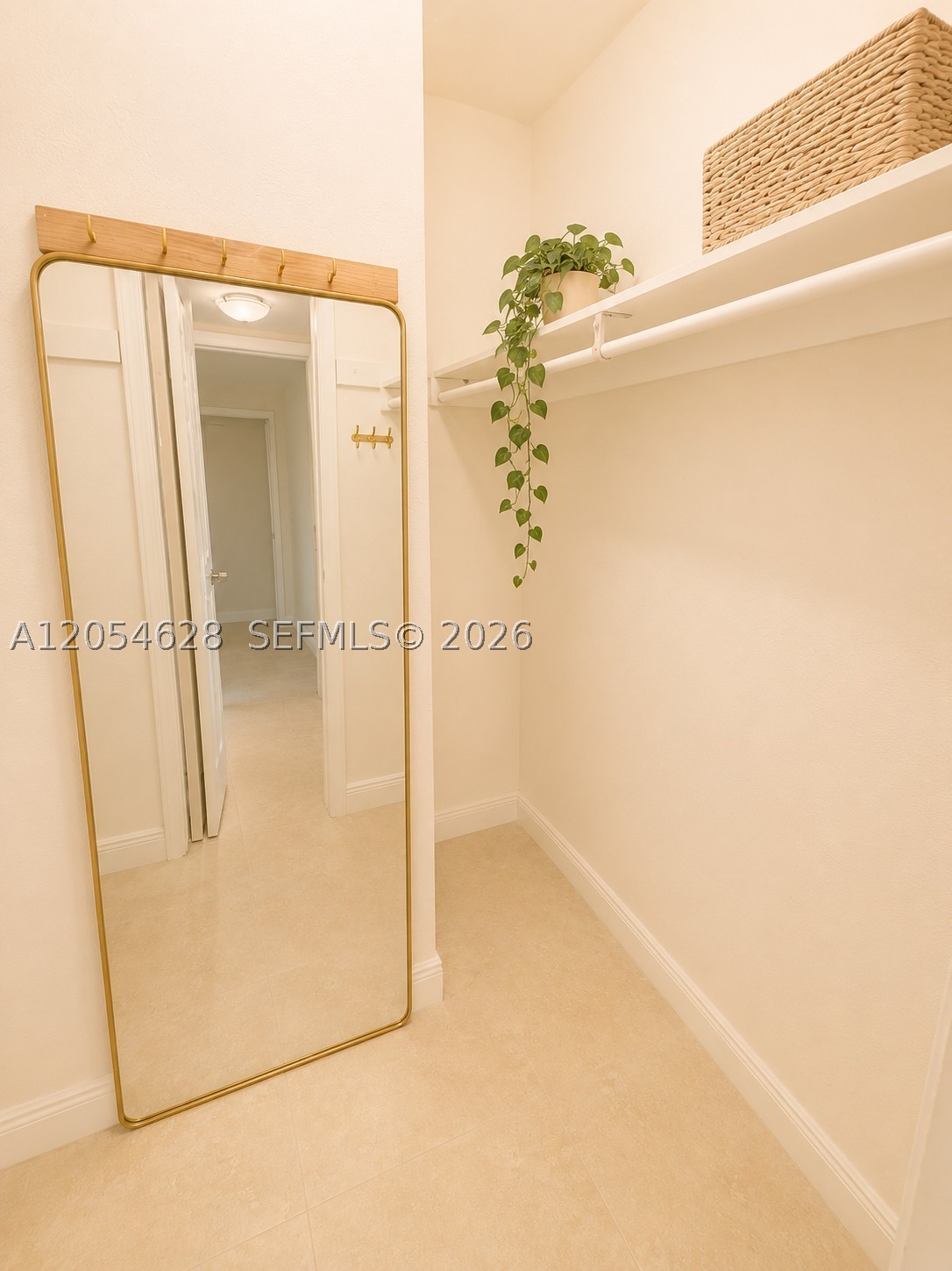 680 Miller Dr W405 Property Photo 13
