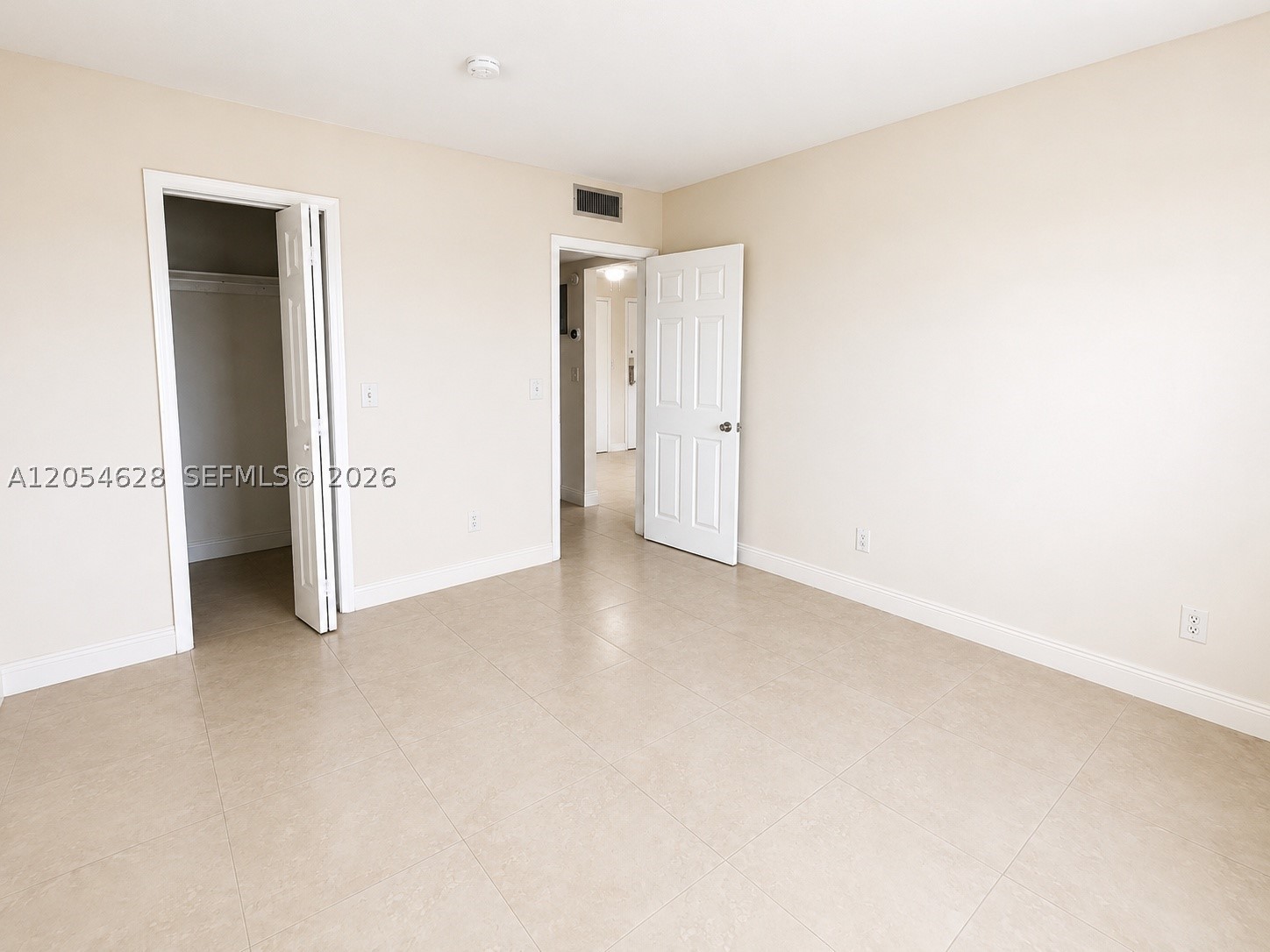 680 Miller Dr W405 Property Photo 14