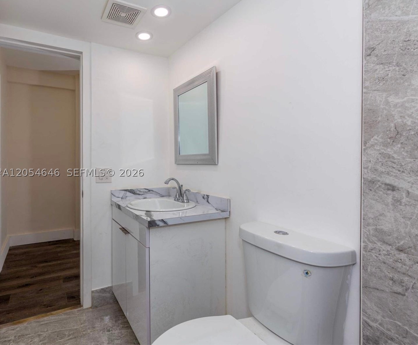 1140 71st St 2 Property Photo 14