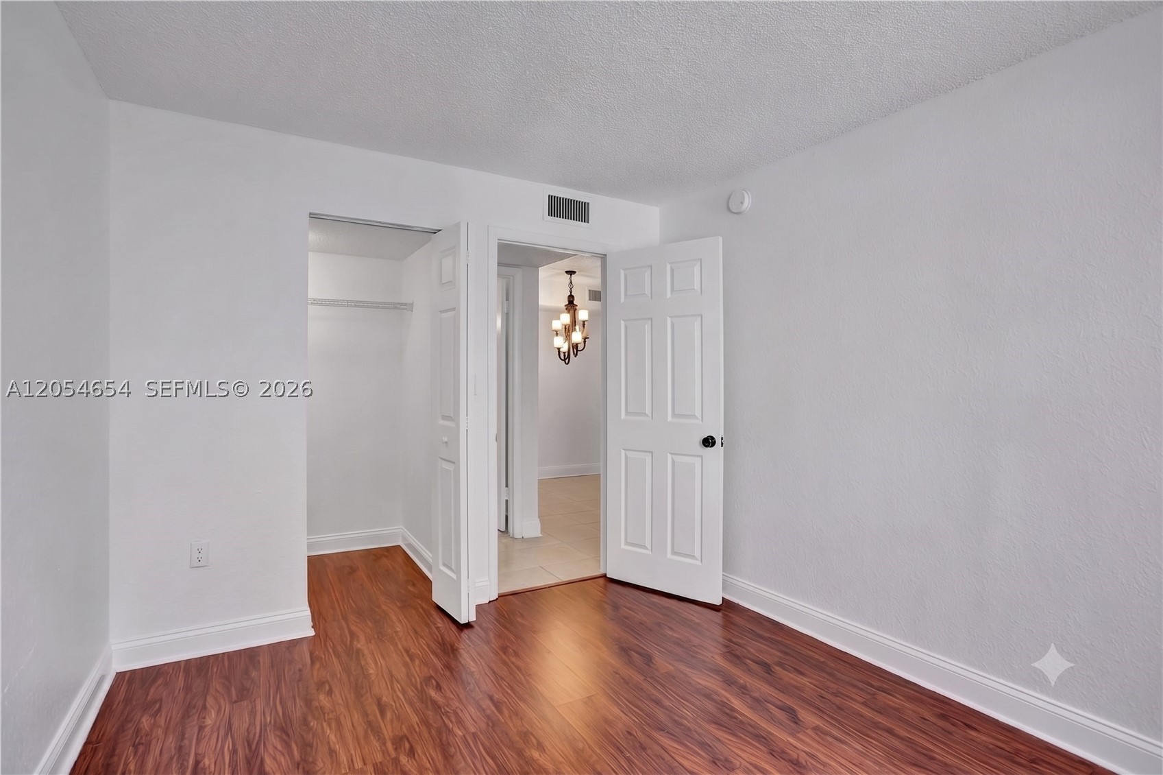 4205 N University Dr 303 Property Photo 7