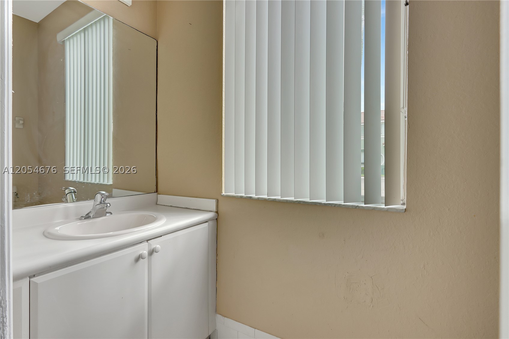 2874 Se 15th Rd 52 Property Photo 4