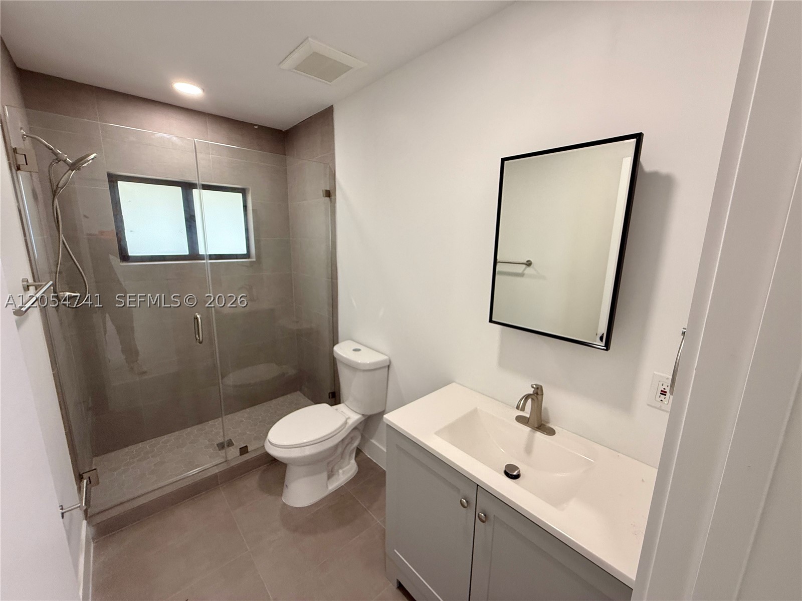 180 Ne 57th St 14 Property Photo 10