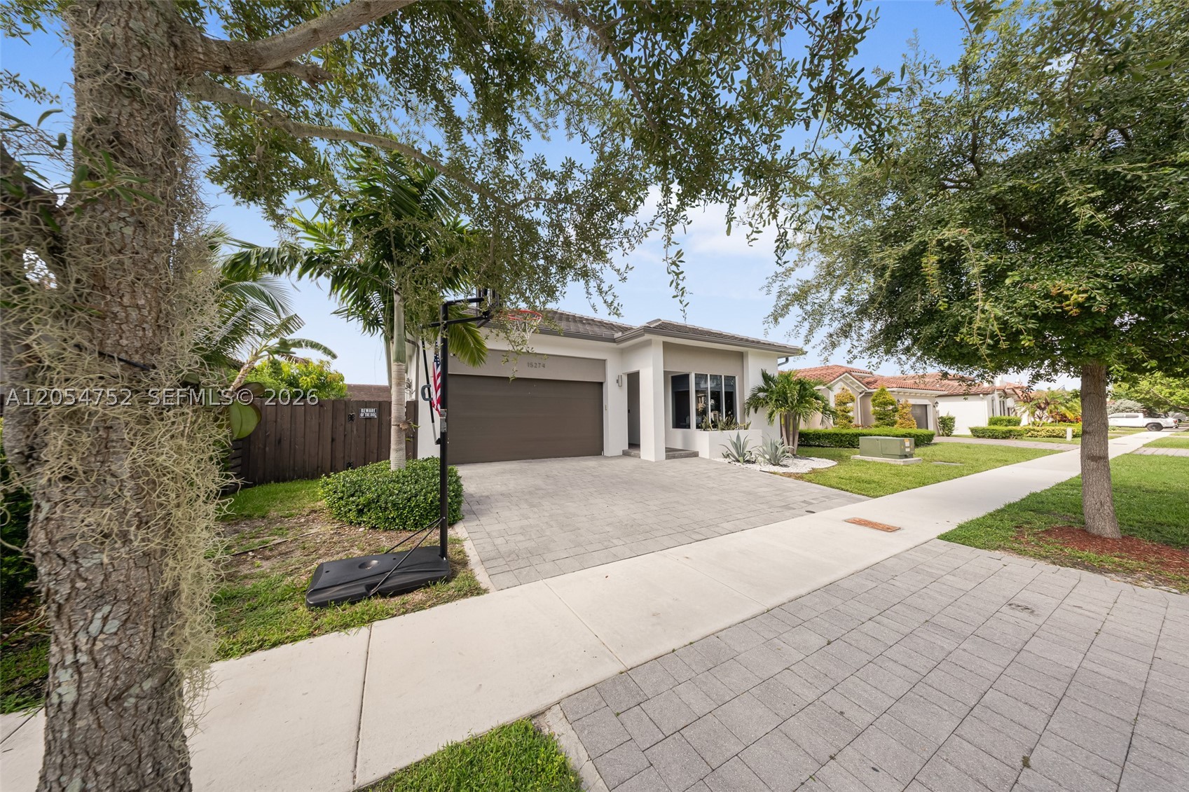 15274 Sw 176th Ln Property Photo 3