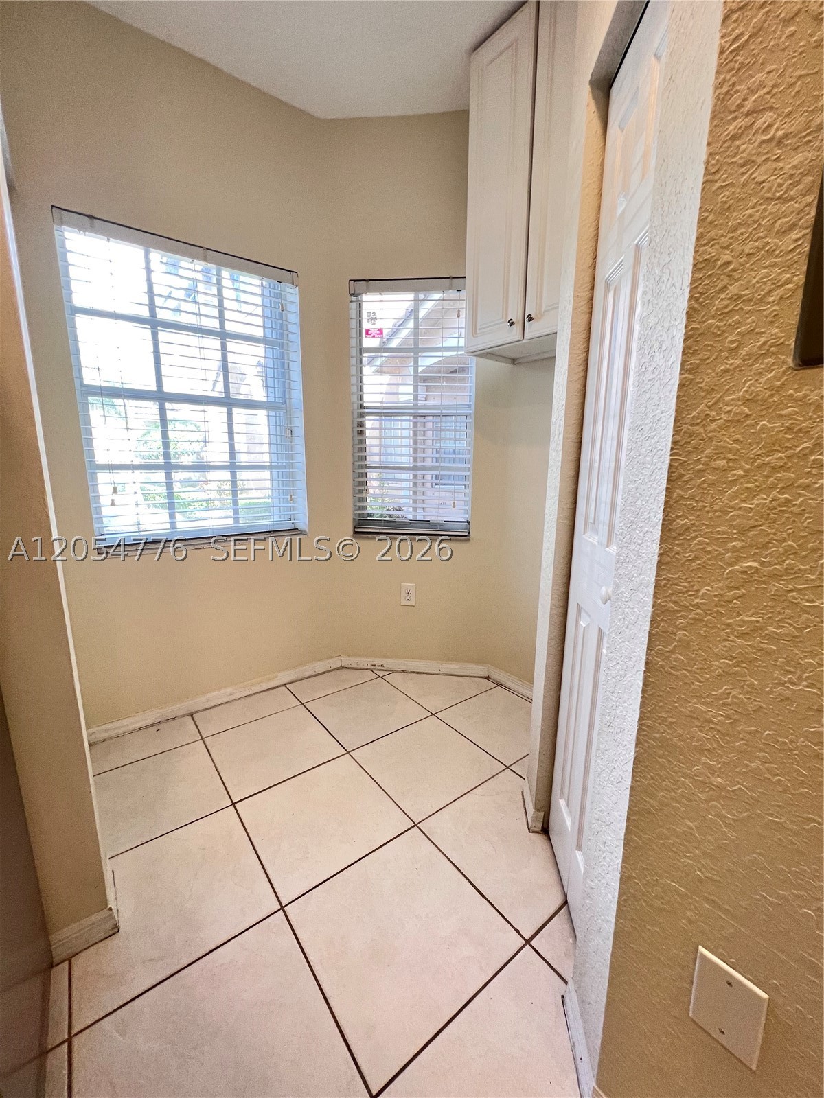 5707 Nw 114th Ct 107 Property Photo 4