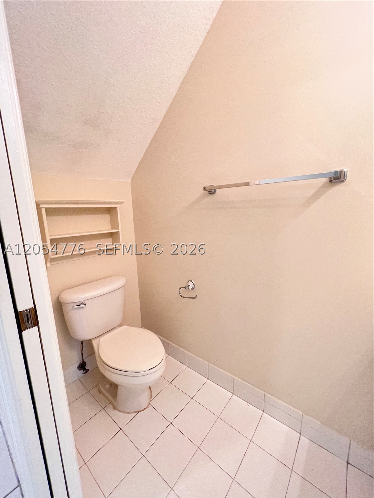 5707 Nw 114th Ct 107 Property Photo 6