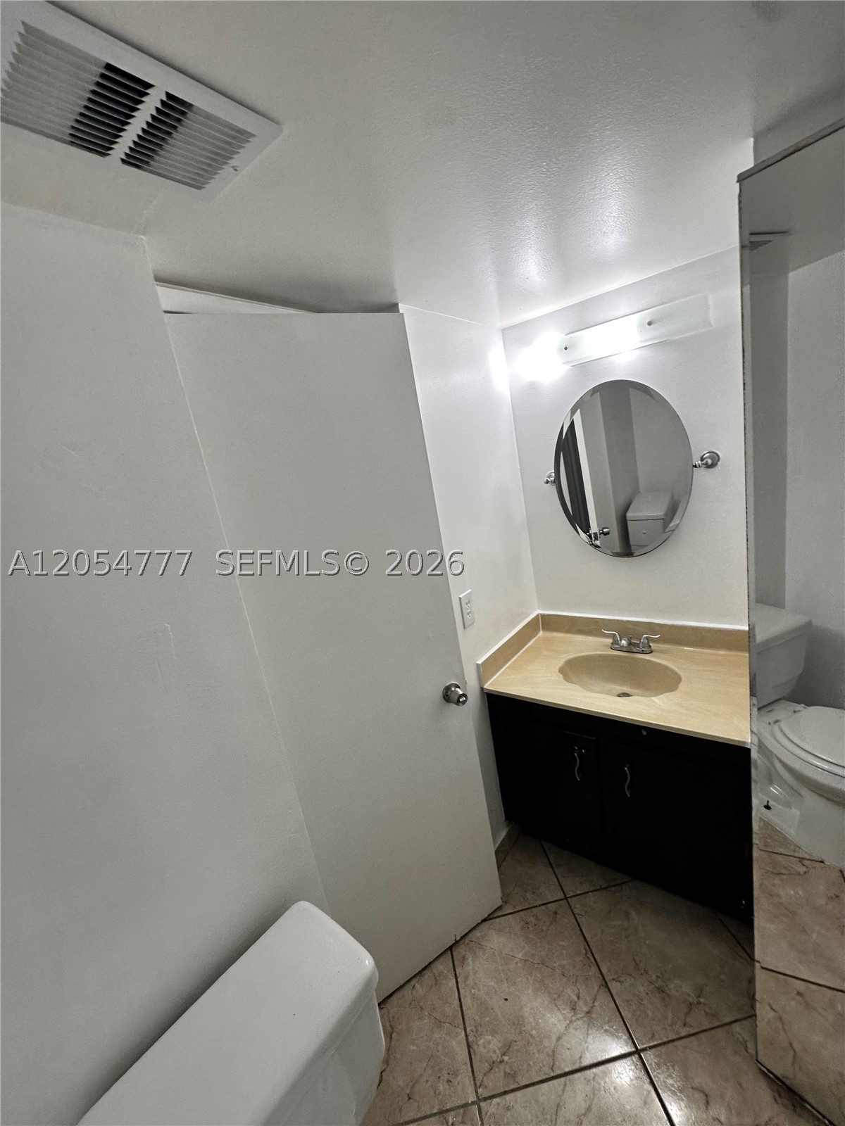 4111 Stirling Rd 408 Property Photo 14