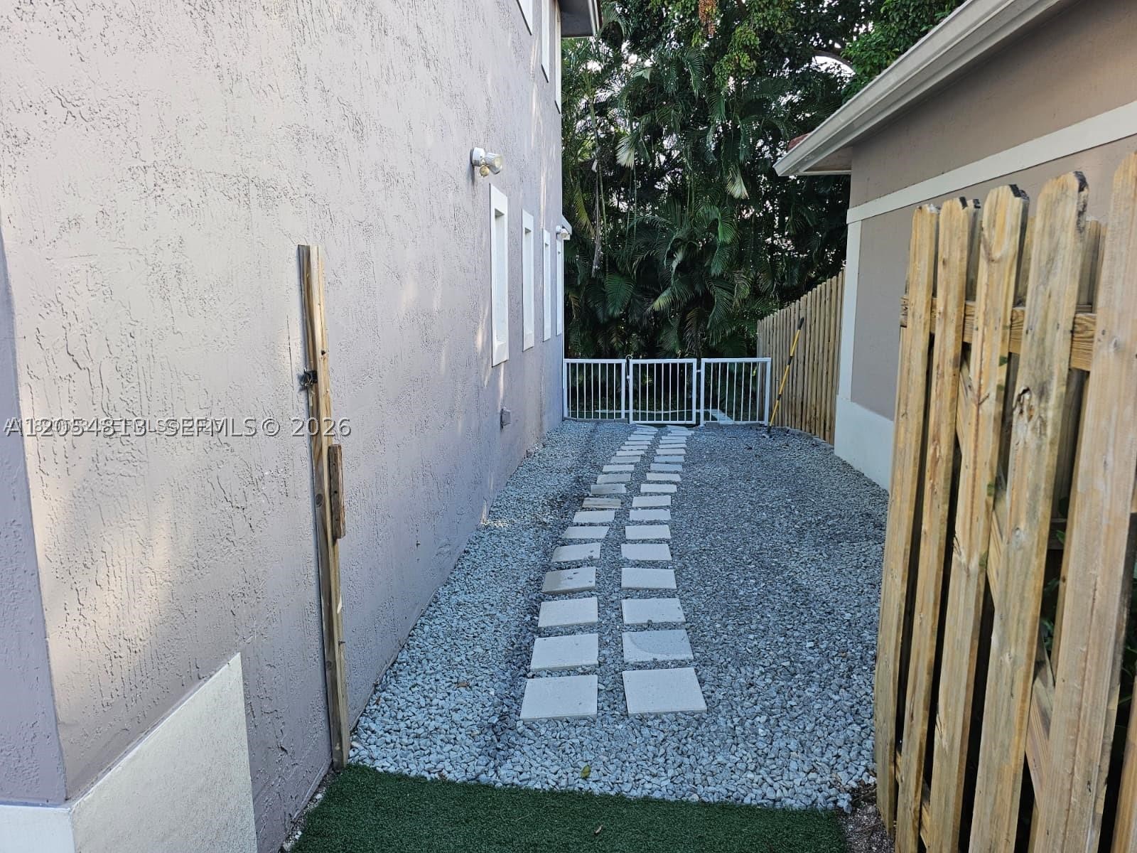 5754 Nw 98th Ave Property Photo 33