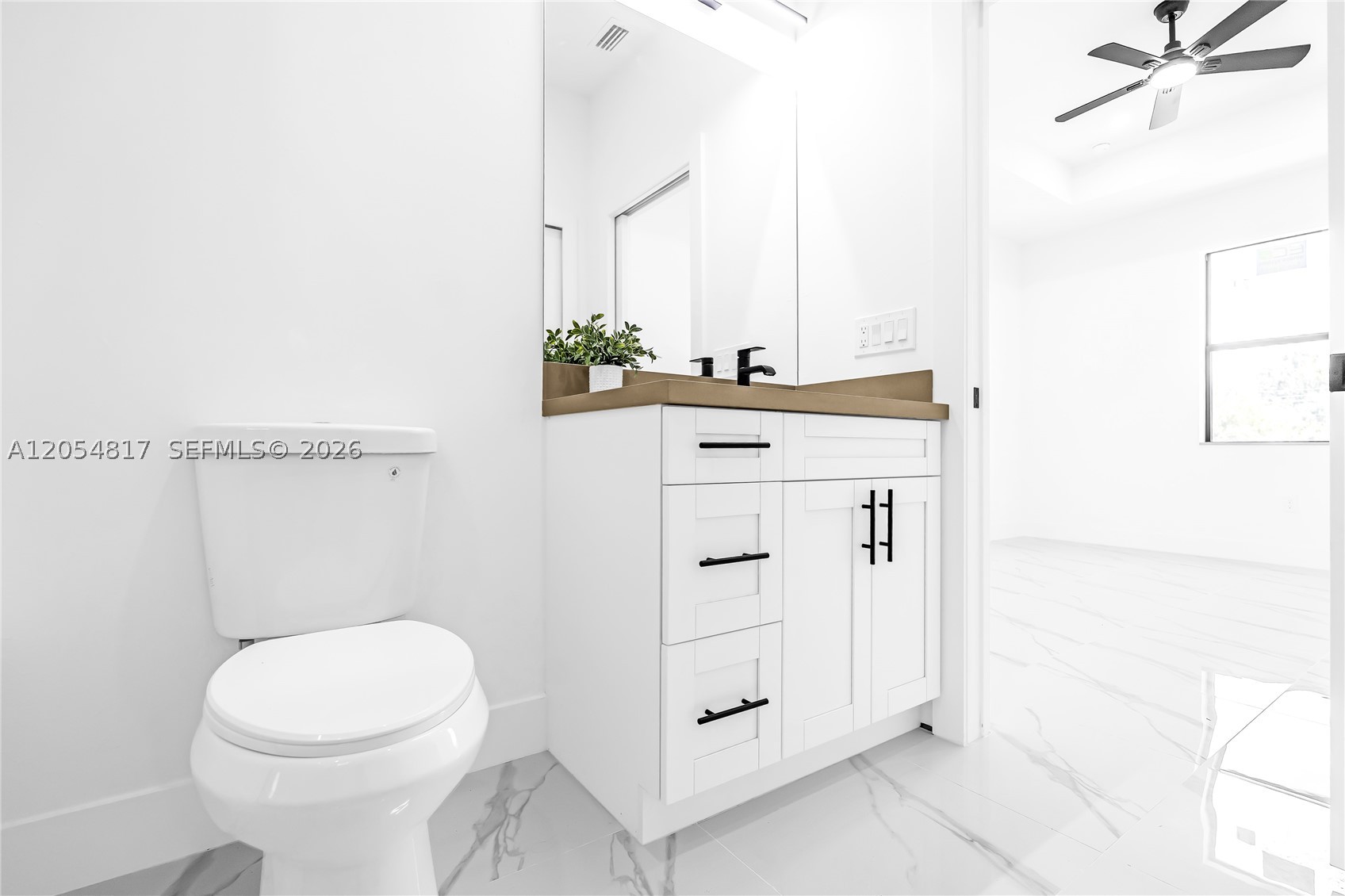 433 Rayford Property Photo 17