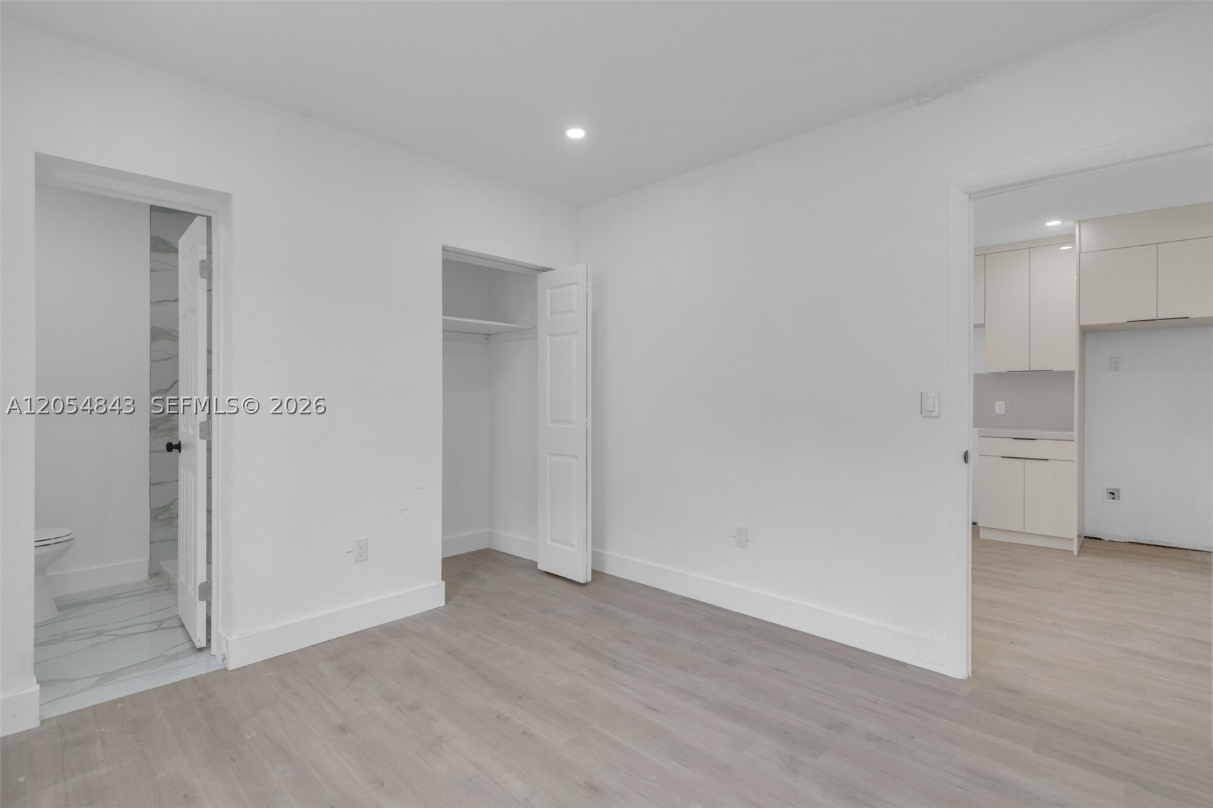 2121 Nw 86th Ter Property Photo 14