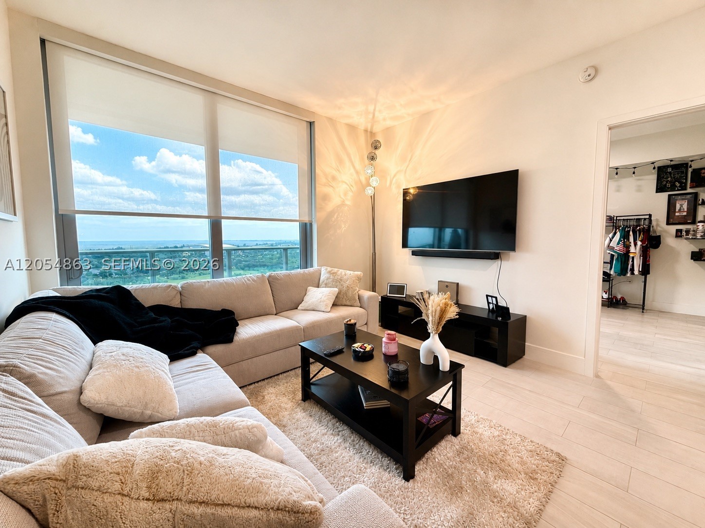2000 Metropica Way 2011 Property Photo 6