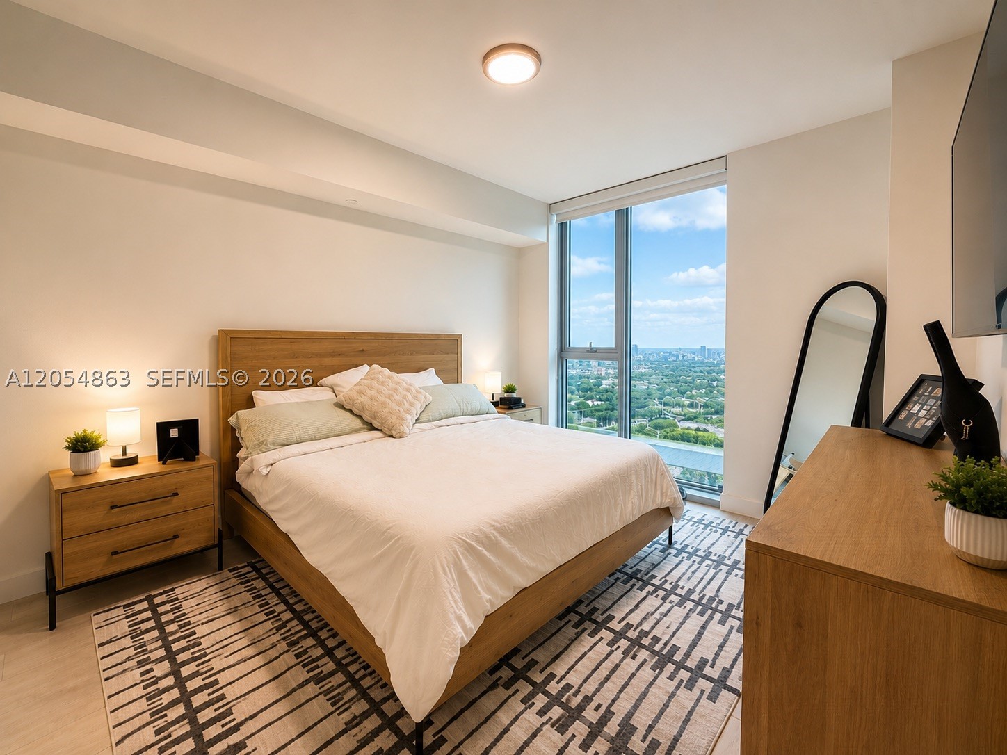 2000 Metropica Way 2011 Property Photo 11