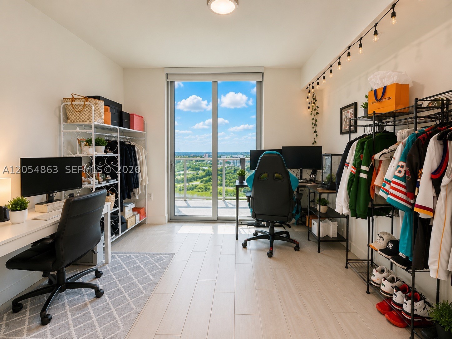 2000 Metropica Way 2011 Property Photo 16