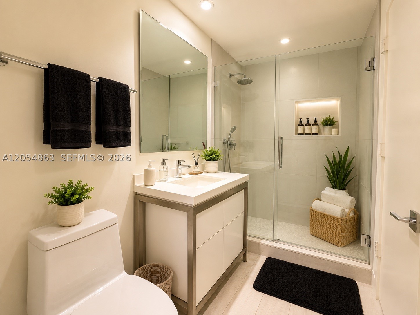 2000 Metropica Way 2011 Property Photo 19