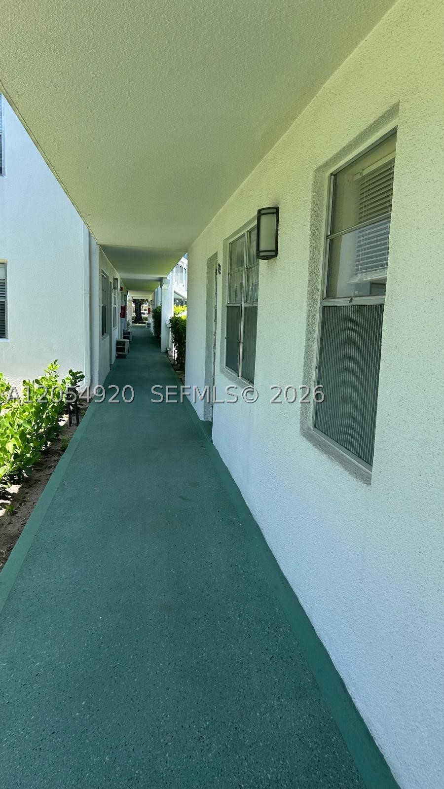 291 Farnham M Property Photo 2