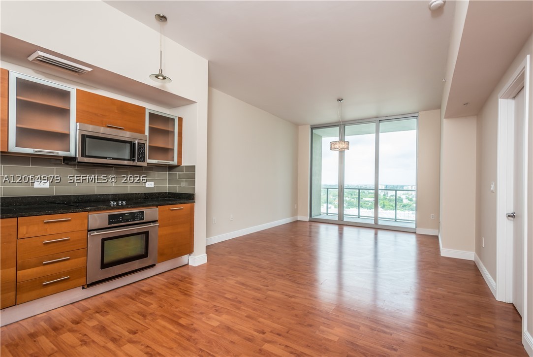 3470 E Coast Ave H1609 Property Photo 2