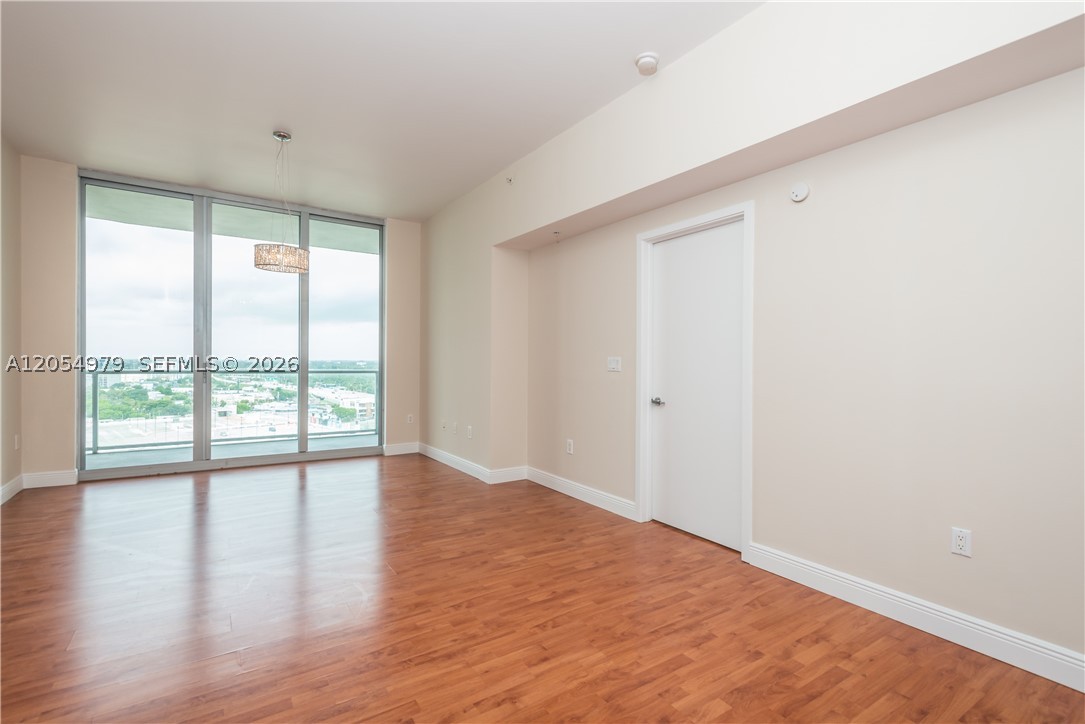 3470 E Coast Ave H1609 Property Photo 4