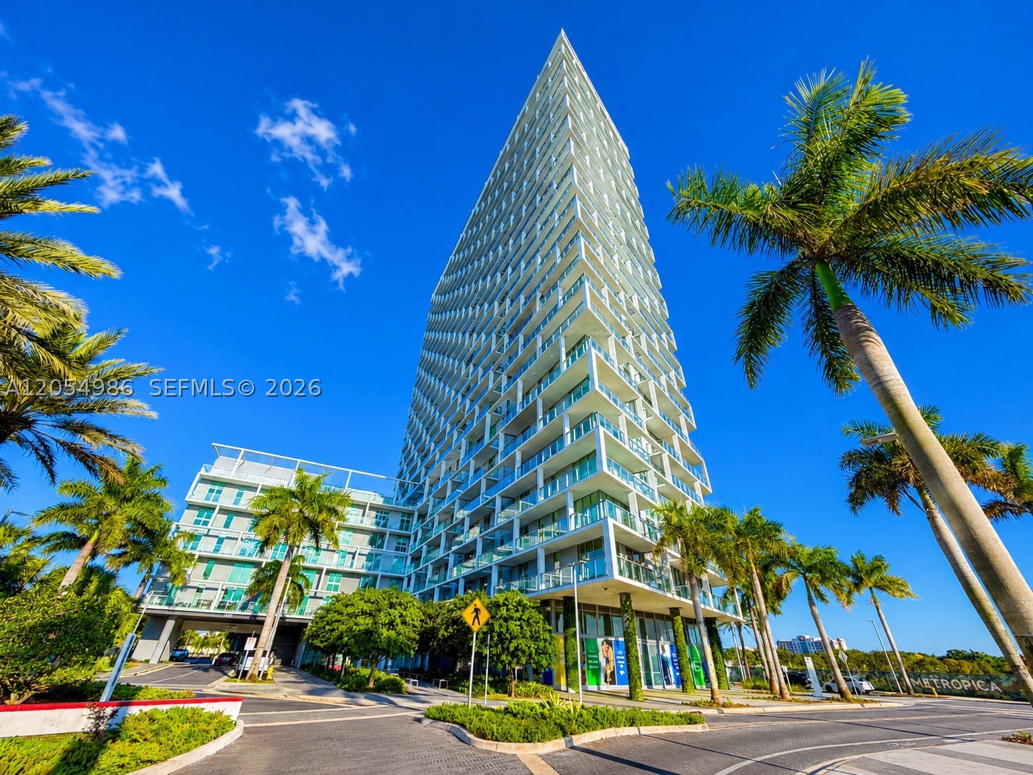 2000 Metropica Way 1003 Property Photo 2