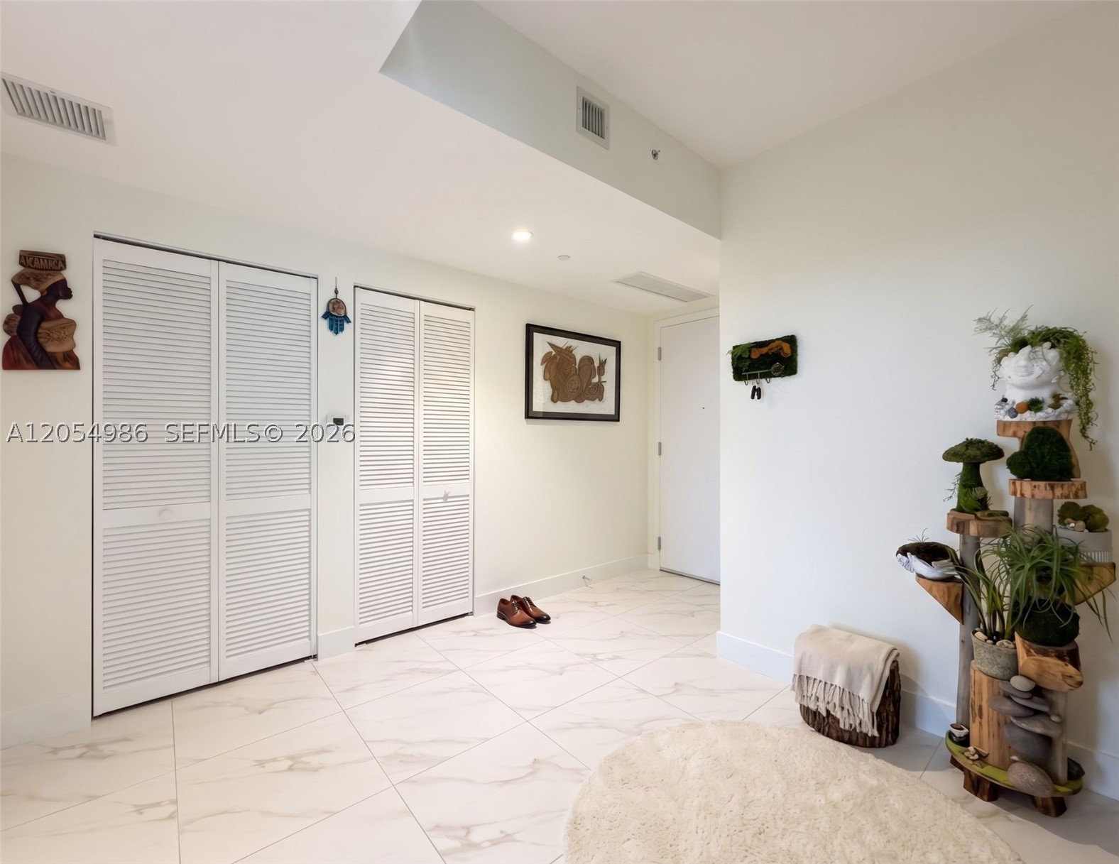 2000 Metropica Way 1003 Property Photo 9