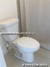 620 Ne 178th St B Property Photo 4