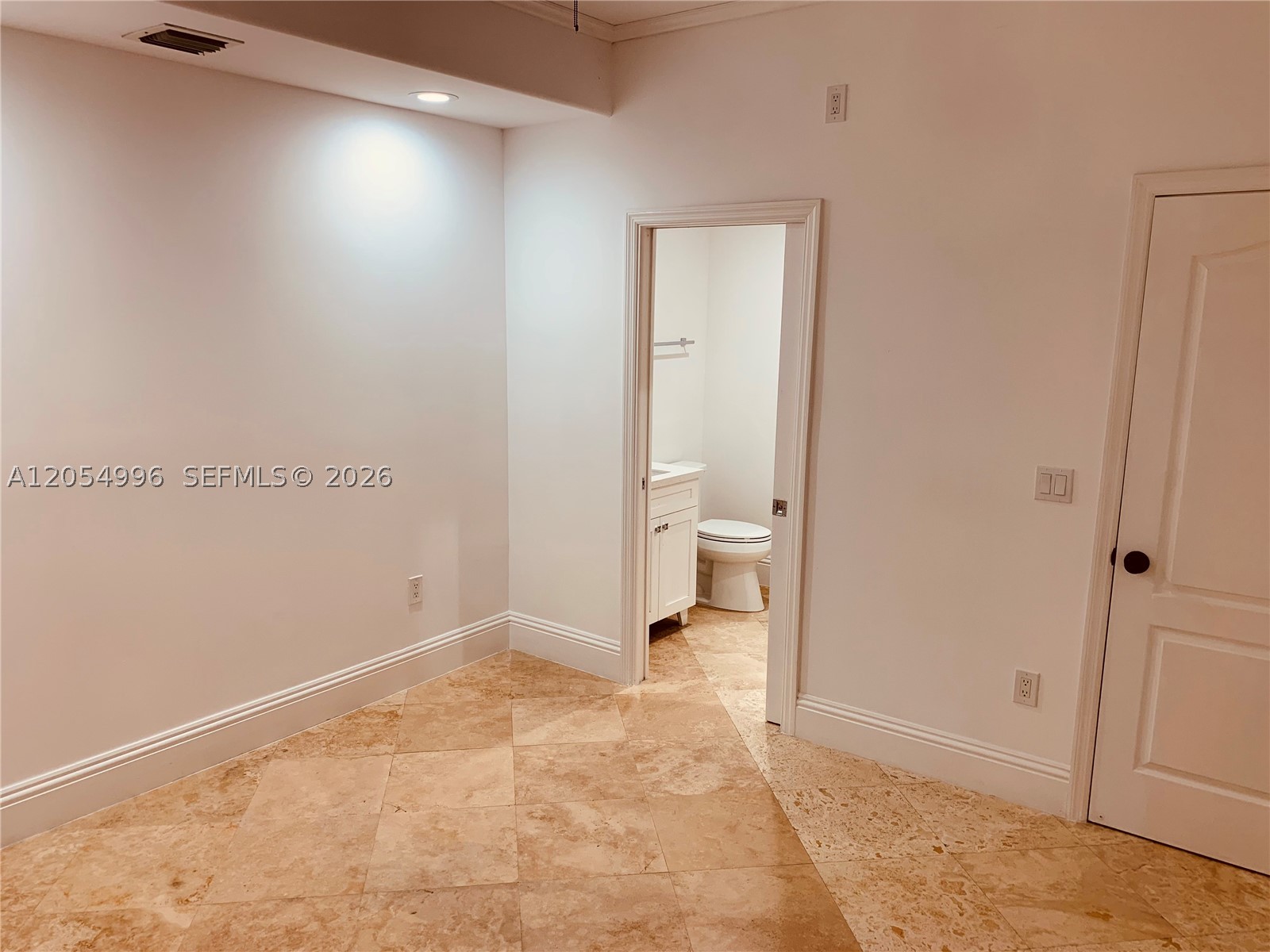 3268 Sw 25th Ter 1a Property Photo 8