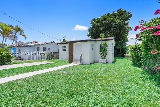 1530 Nw 55th St Property Photo 2