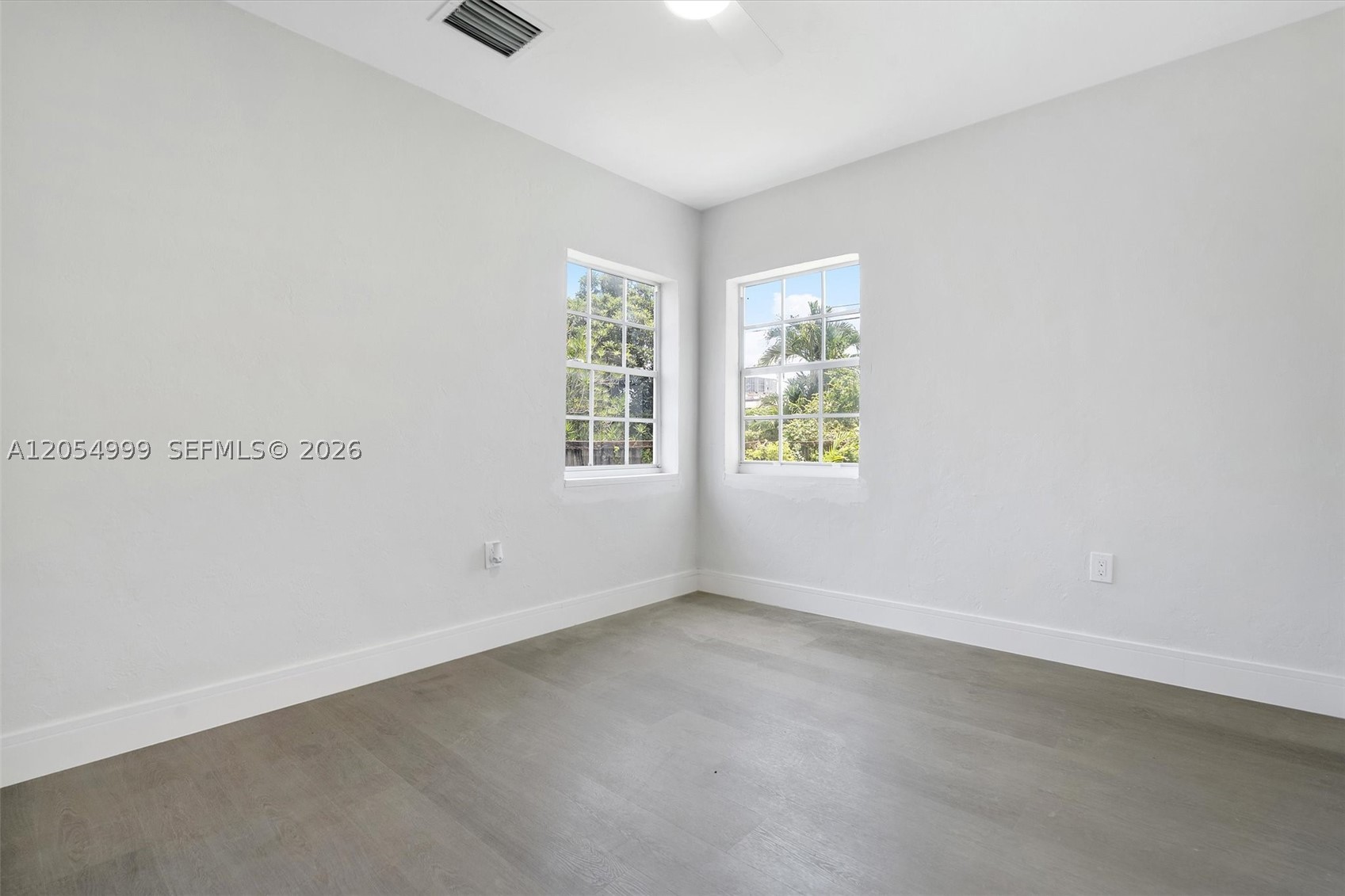 1530 Nw 55th St Property Photo 7