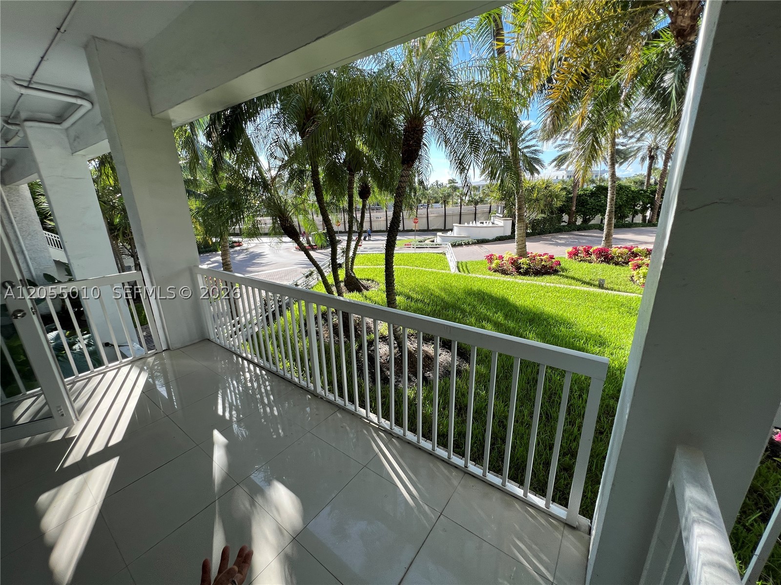 10275 Collins Ave 112 Property Photo 15