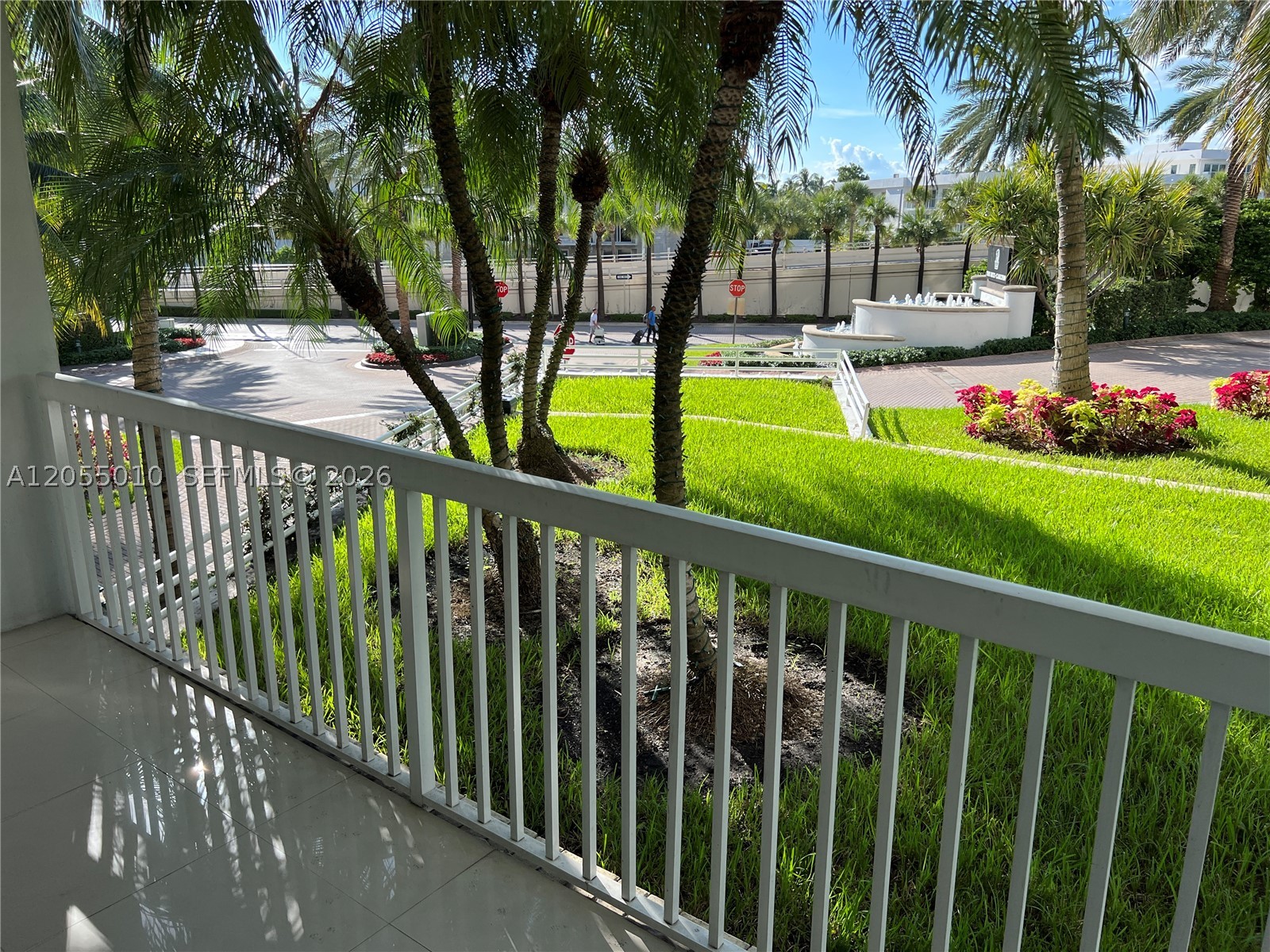 10275 Collins Ave 112 Property Photo 16