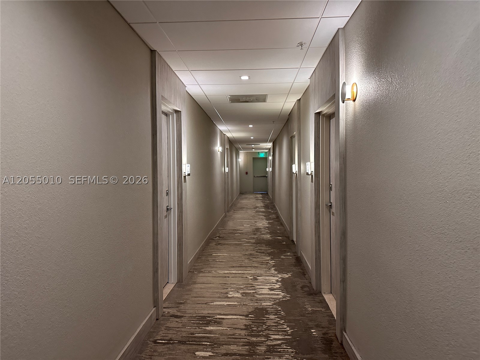 10275 Collins Ave 112 Property Photo 21