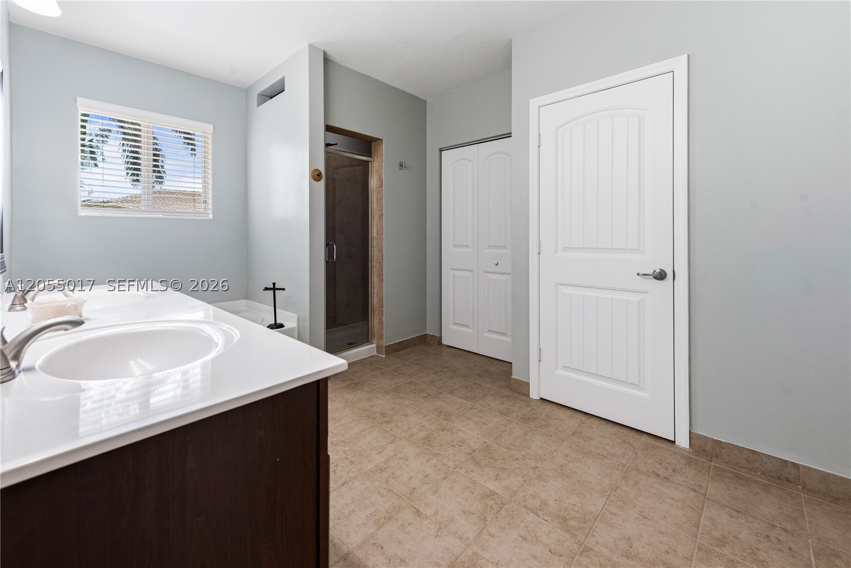 3424 Ne 1st St Property Photo 13