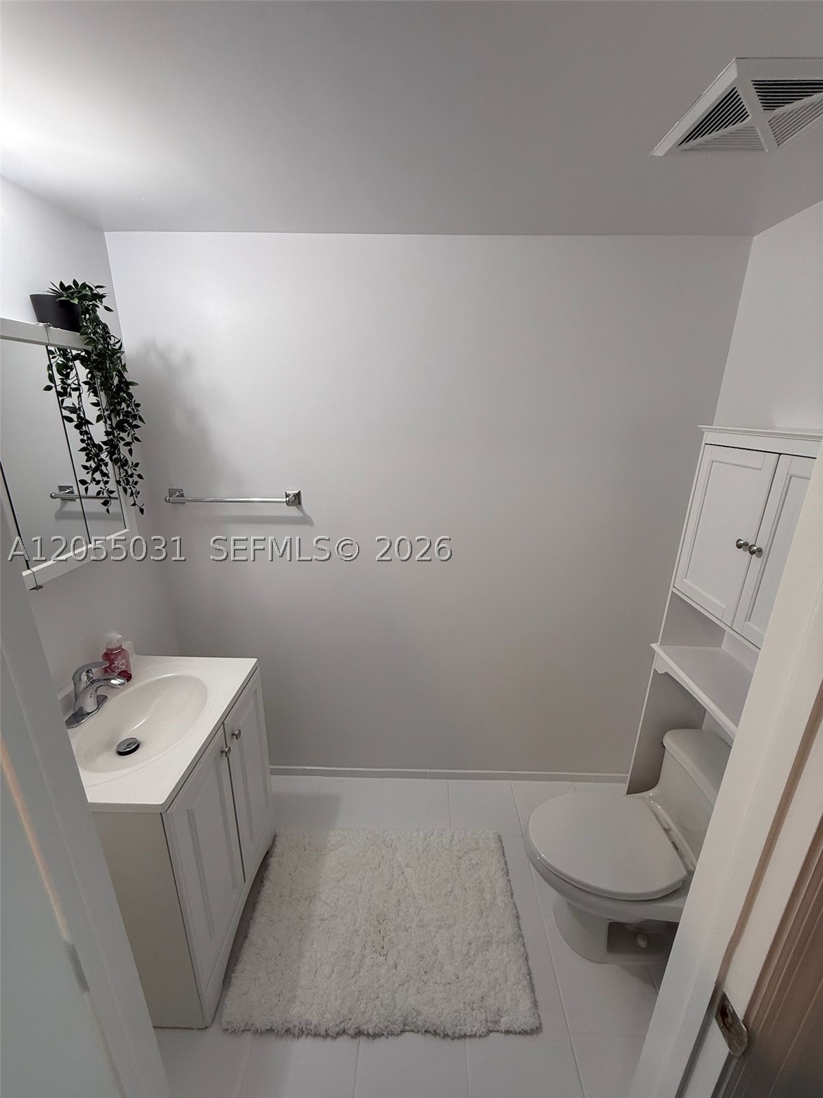 60 Sw 13th St 1418 Property Photo 5