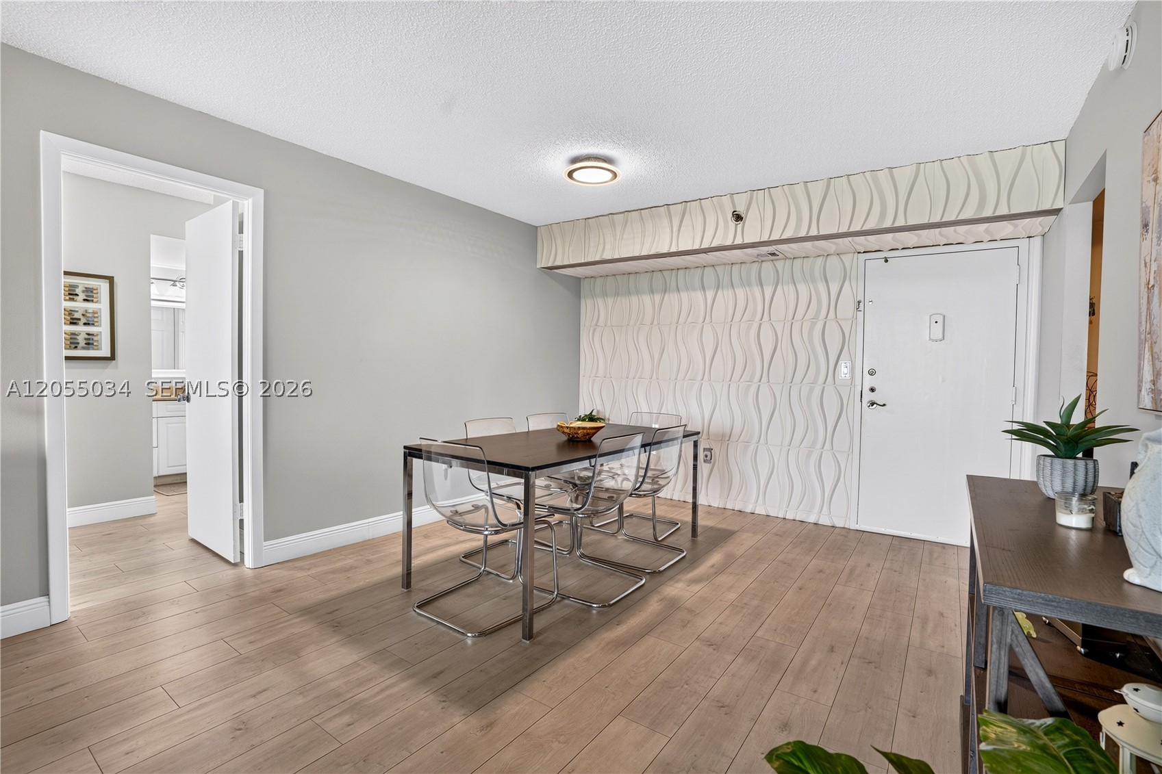 900 Saint Charles Pl 621 Property Photo 14