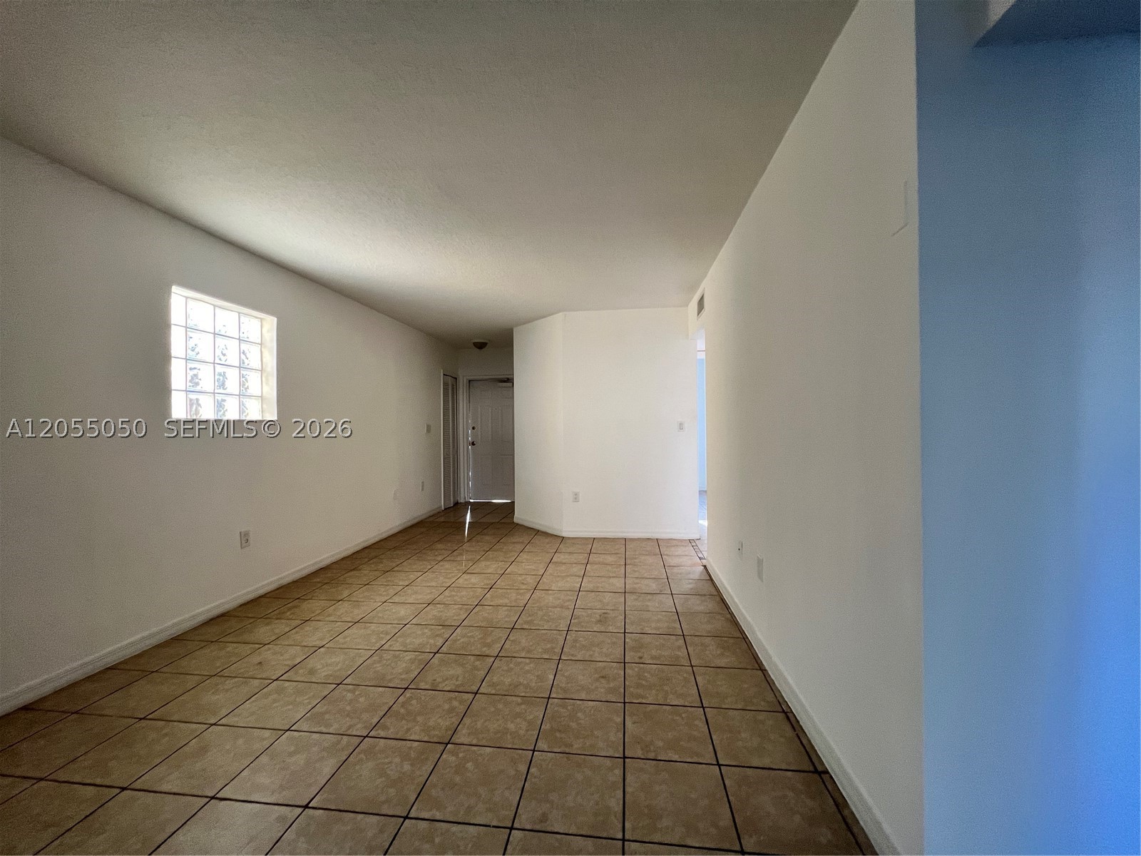985 Ne 33rd Ter 104 Property Photo 10