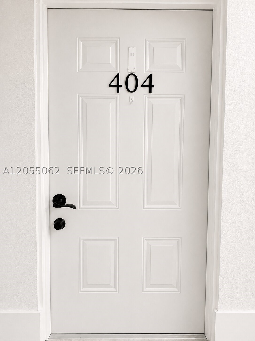 5625 W 20th Ave 404 Property Photo 1