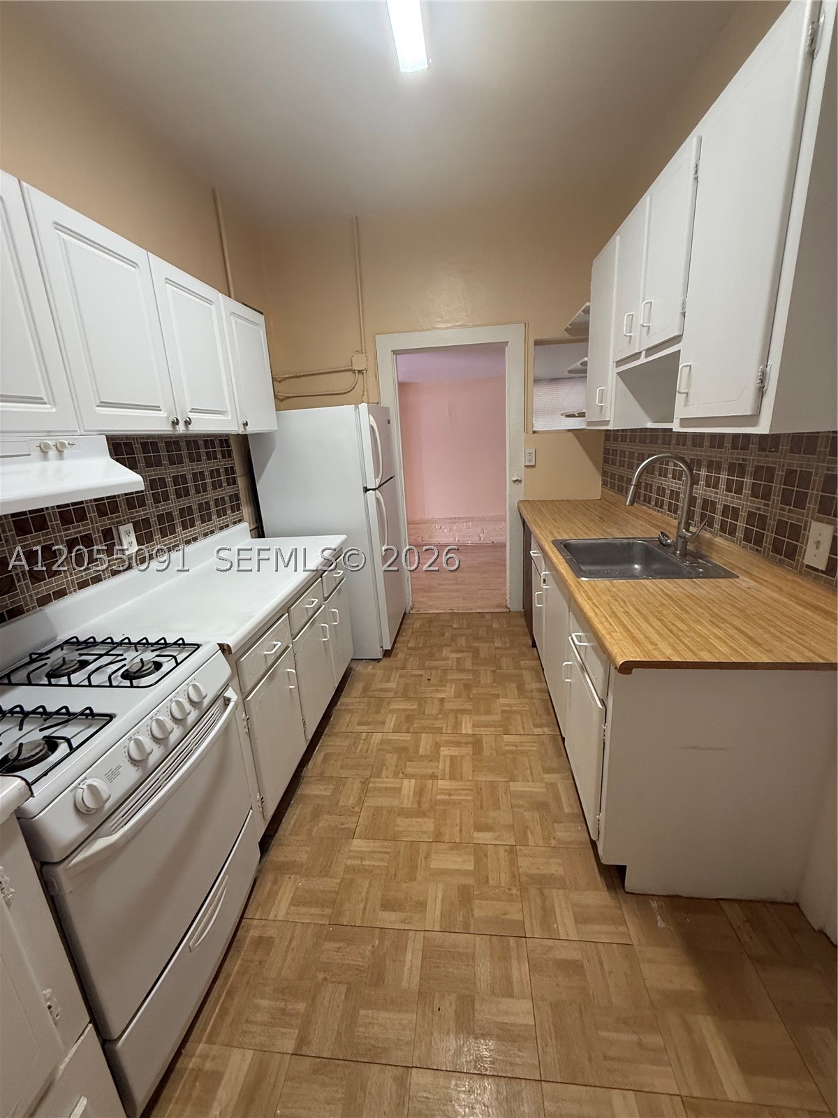 3747 Sheridan Ave Property Photo 7