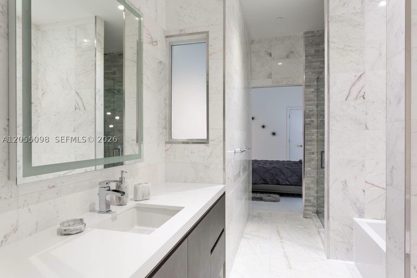 851 Ne 1st Ave 503 Property Photo 6