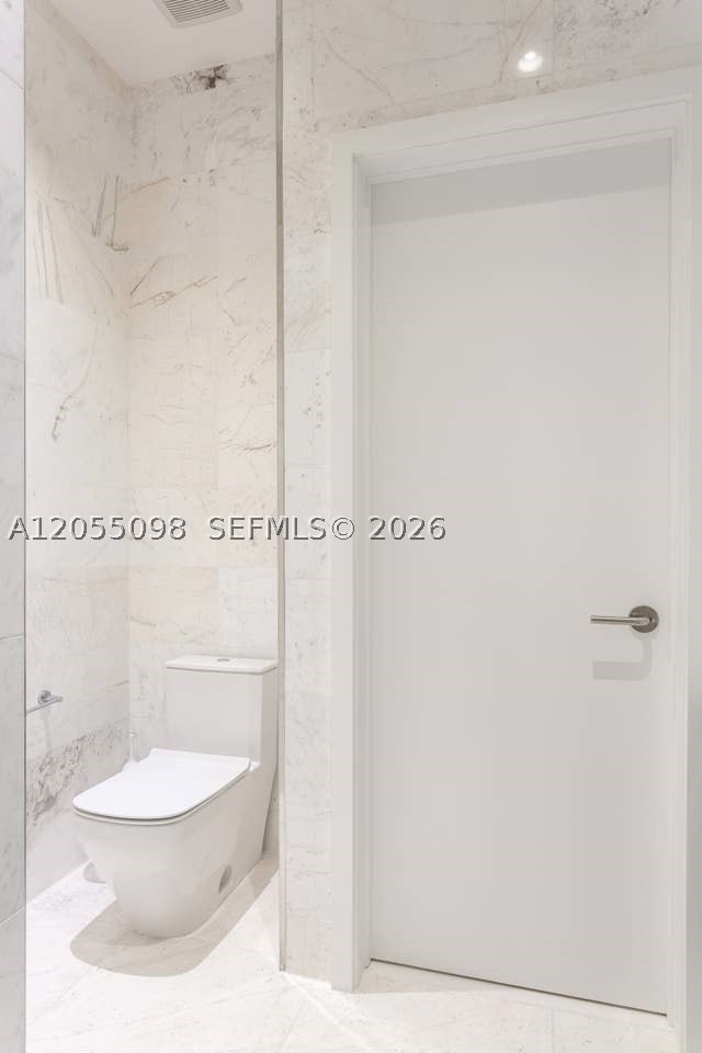 851 Ne 1st Ave 503 Property Photo 9
