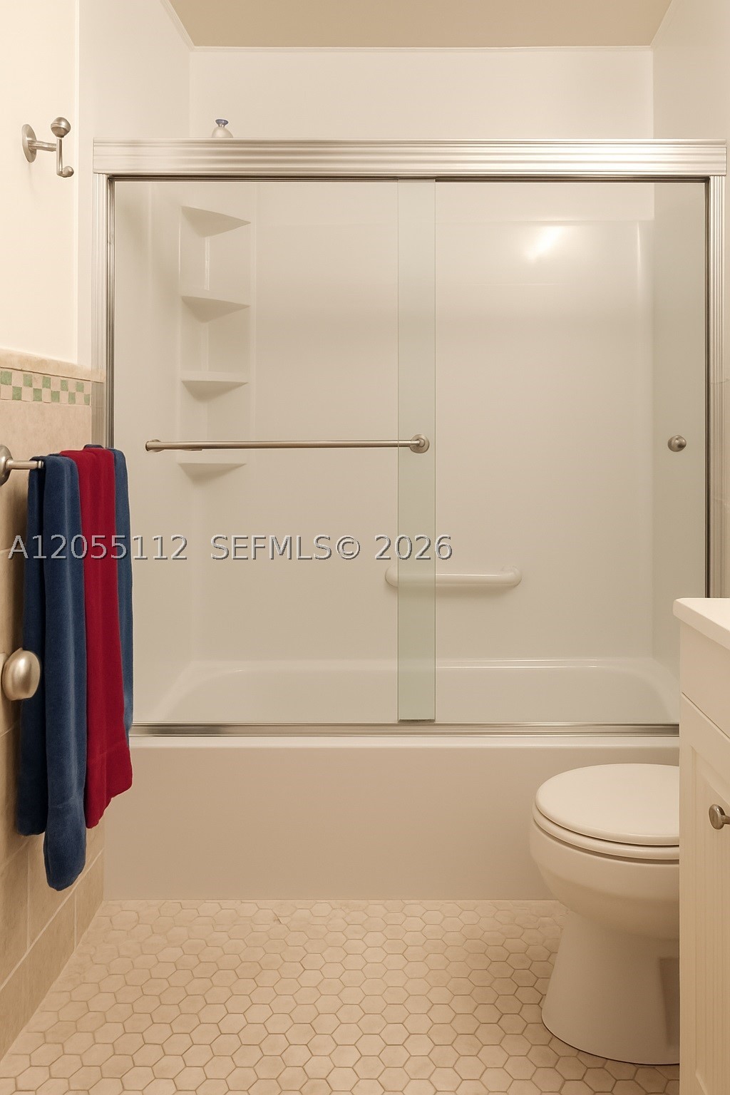 901 Sw 11th Ave 4h Property Photo 6