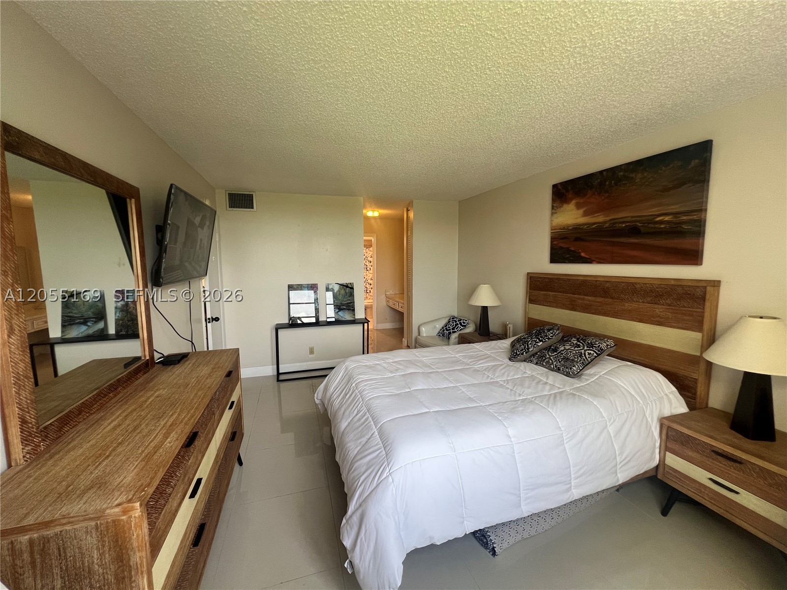 8900 Washington Blvd 409 Property Photo 17