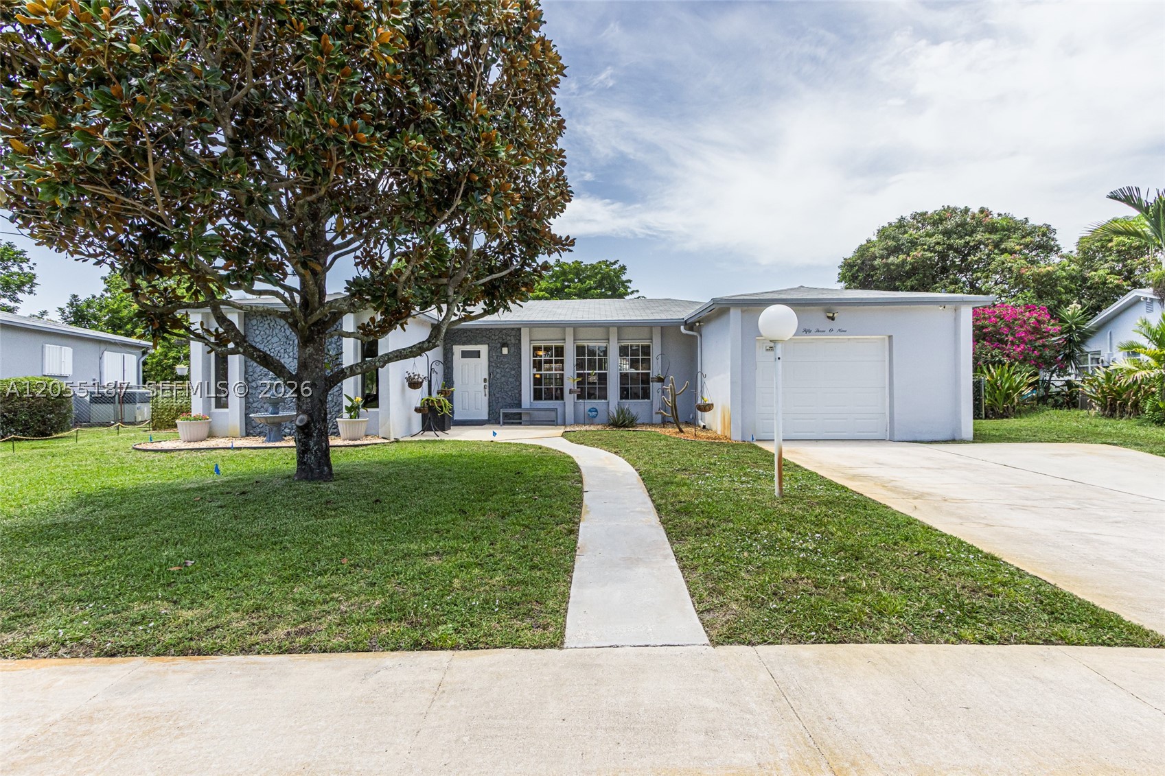 5309 SW 8th Ct
