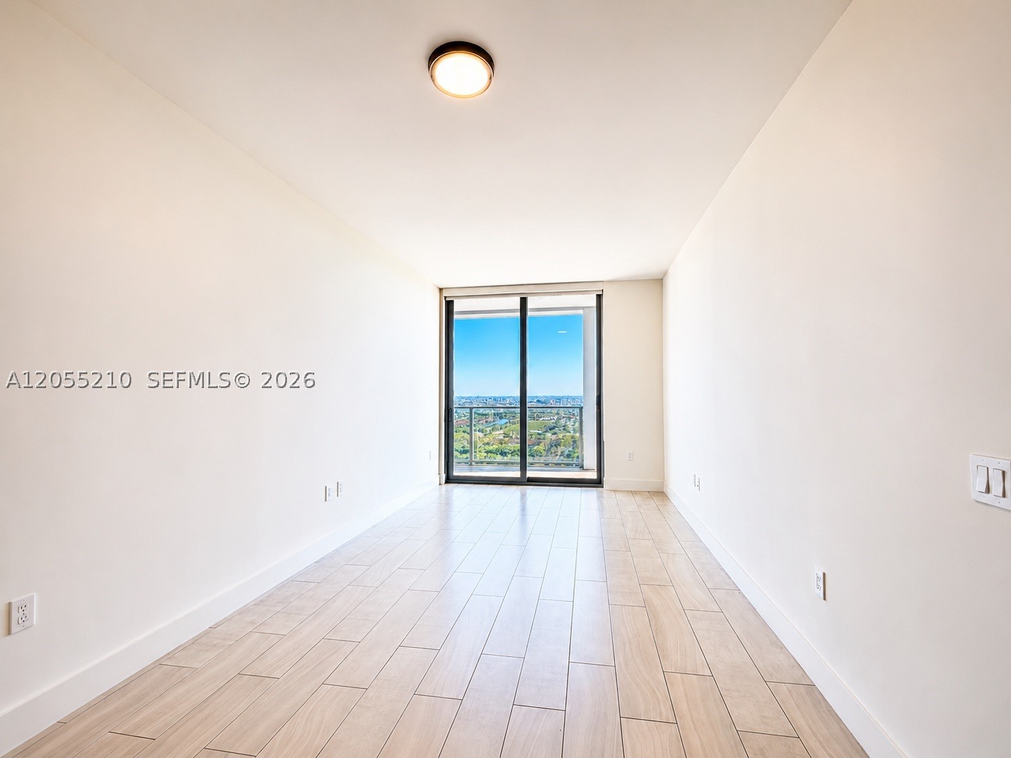 2000 Metropica Way 2208 Property Photo 11