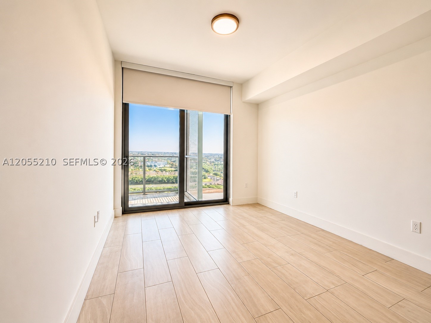 2000 Metropica Way 2208 Property Photo 15