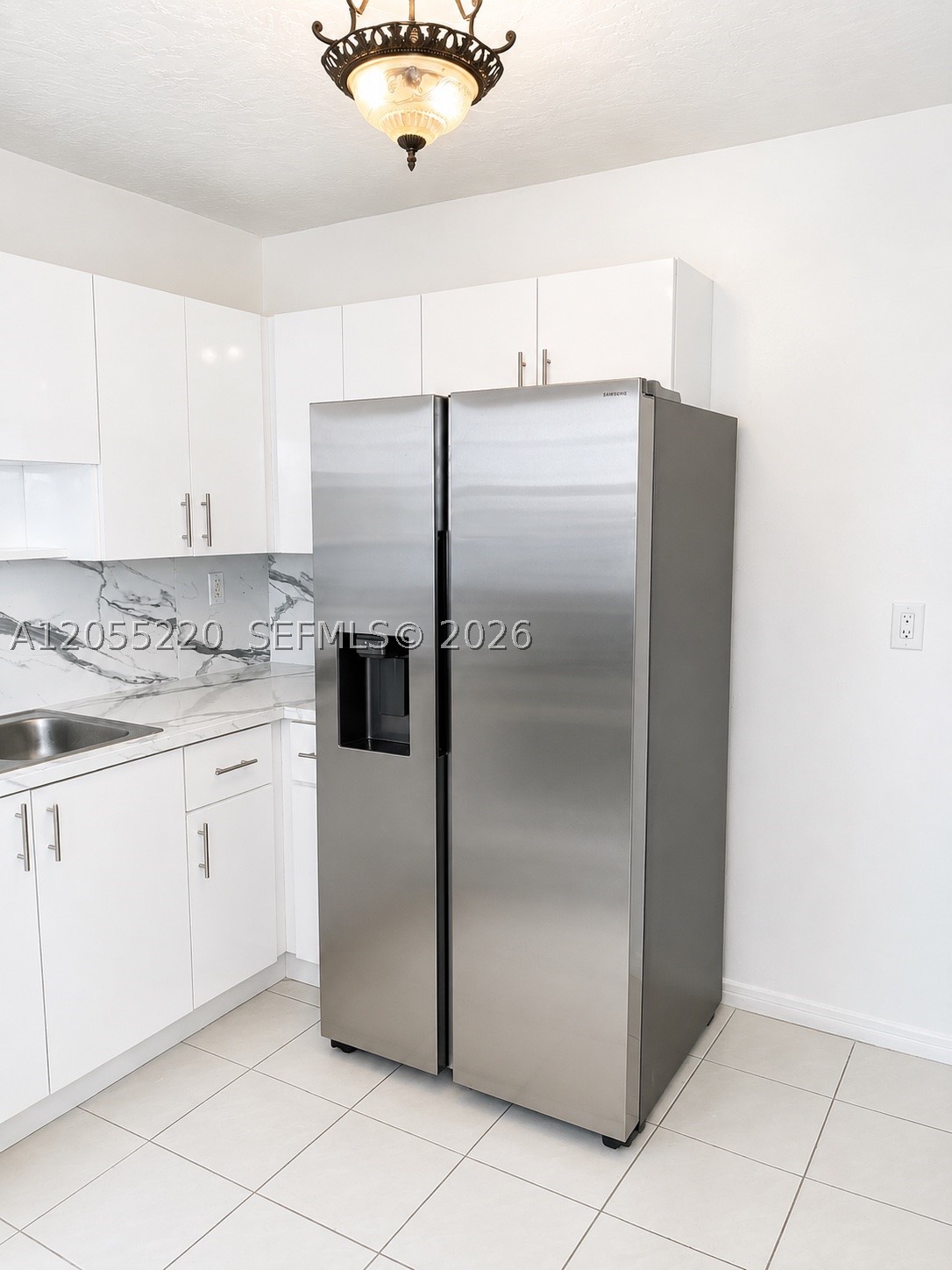 1230 W 54th St 329a Property Photo 5