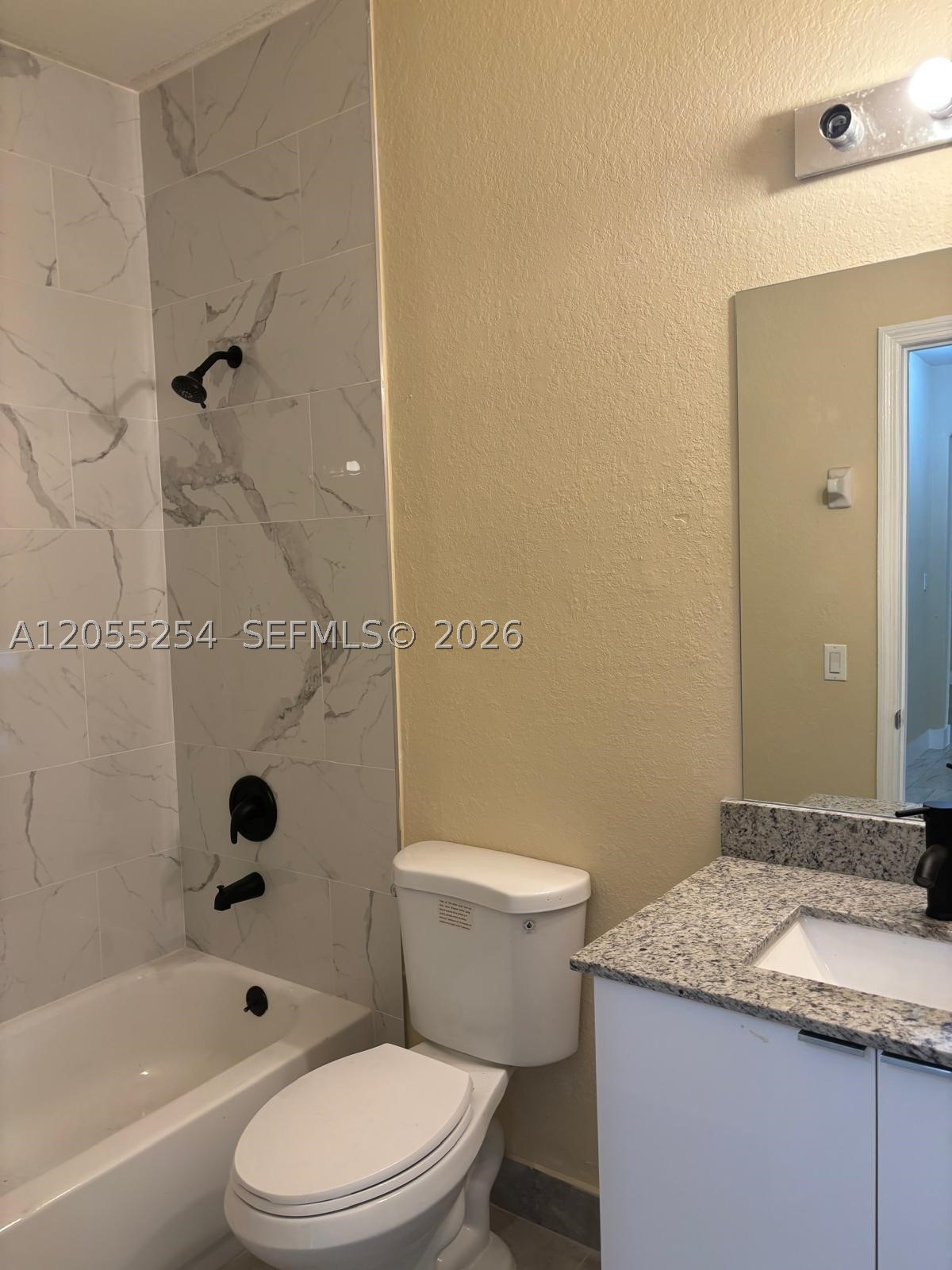1568 Se 26th St 204 Property Photo 5