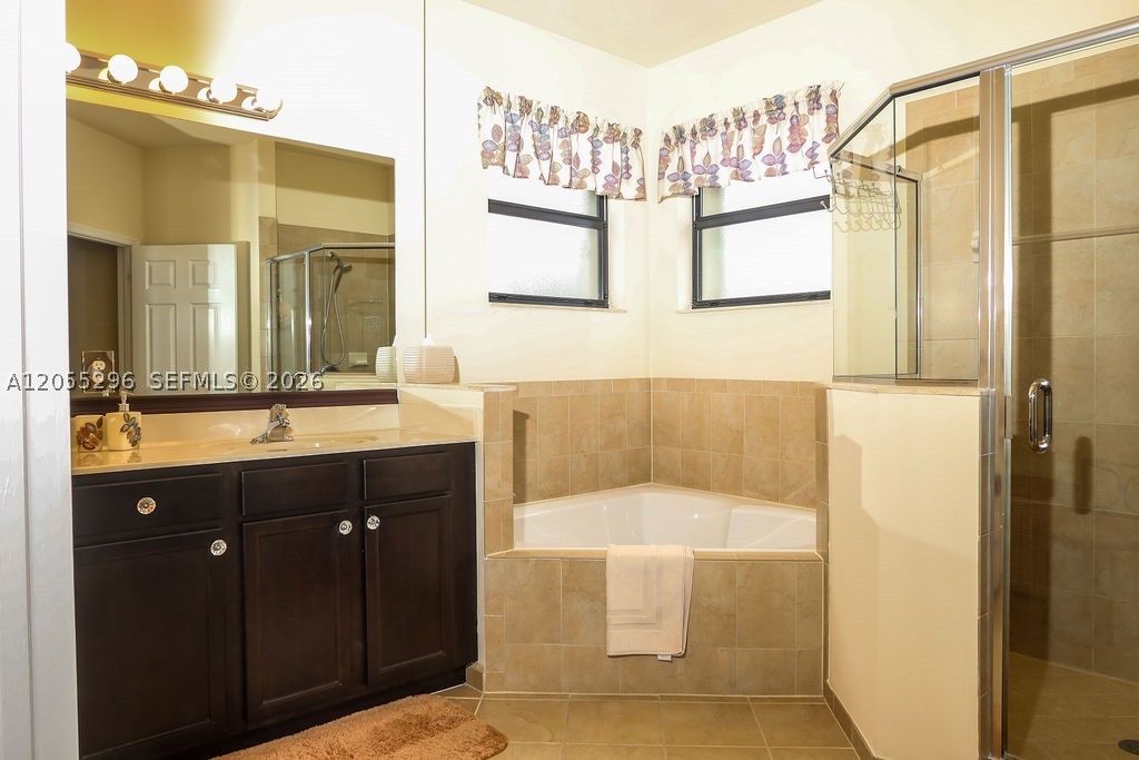 11601 Sw 232nd Ln Property Photo 10