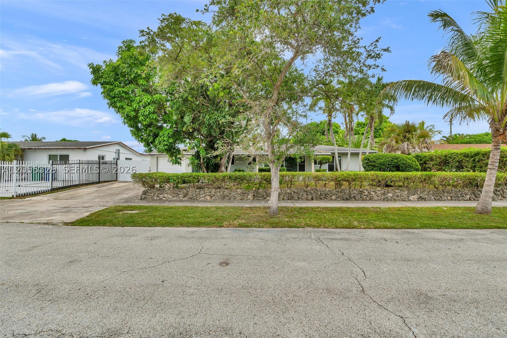 9921 SW 165th Ter Property Photo 1