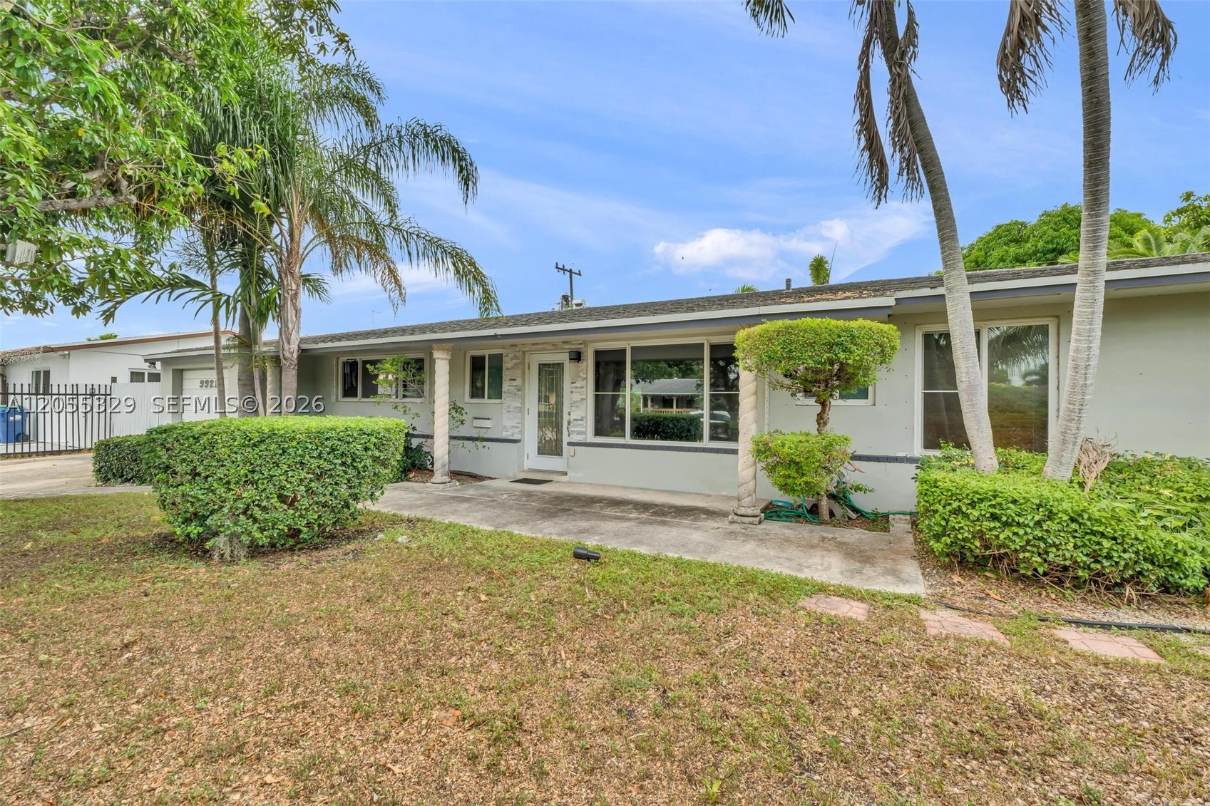 9921 Sw 165th Ter Property Photo 4