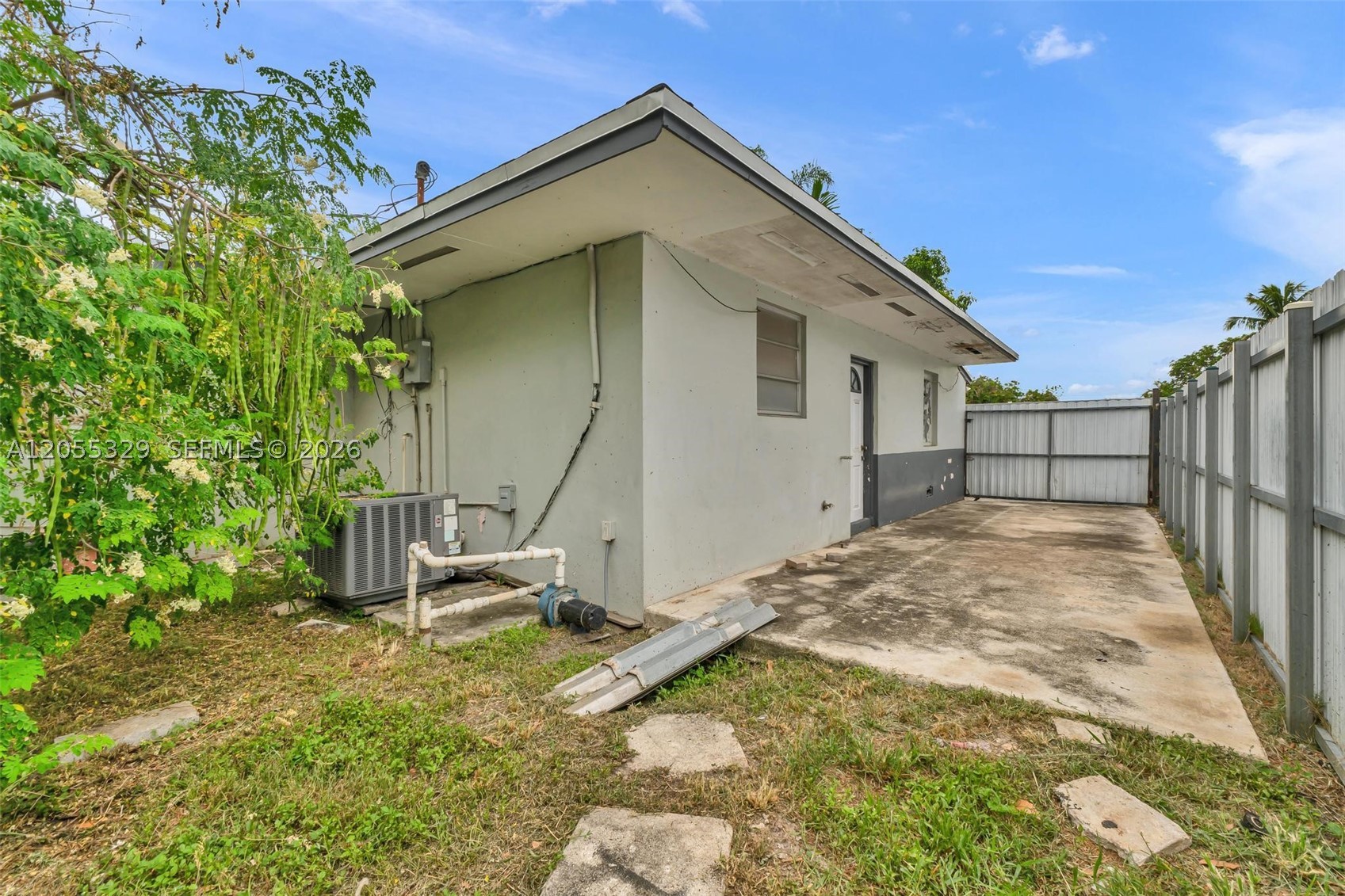 9921 Sw 165th Ter Property Photo 35