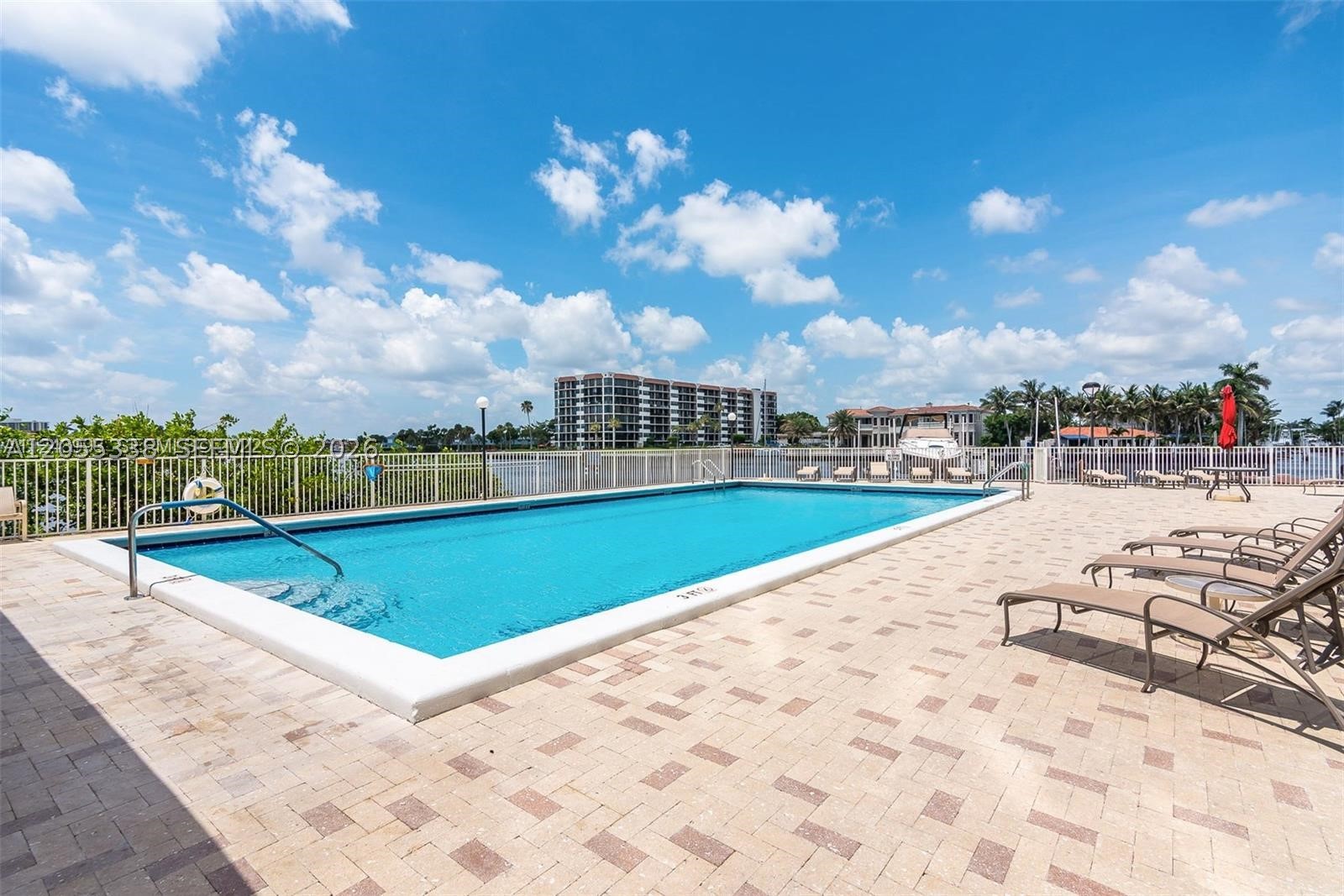 3912 S Ocean Blvd 306 Property Photo 25